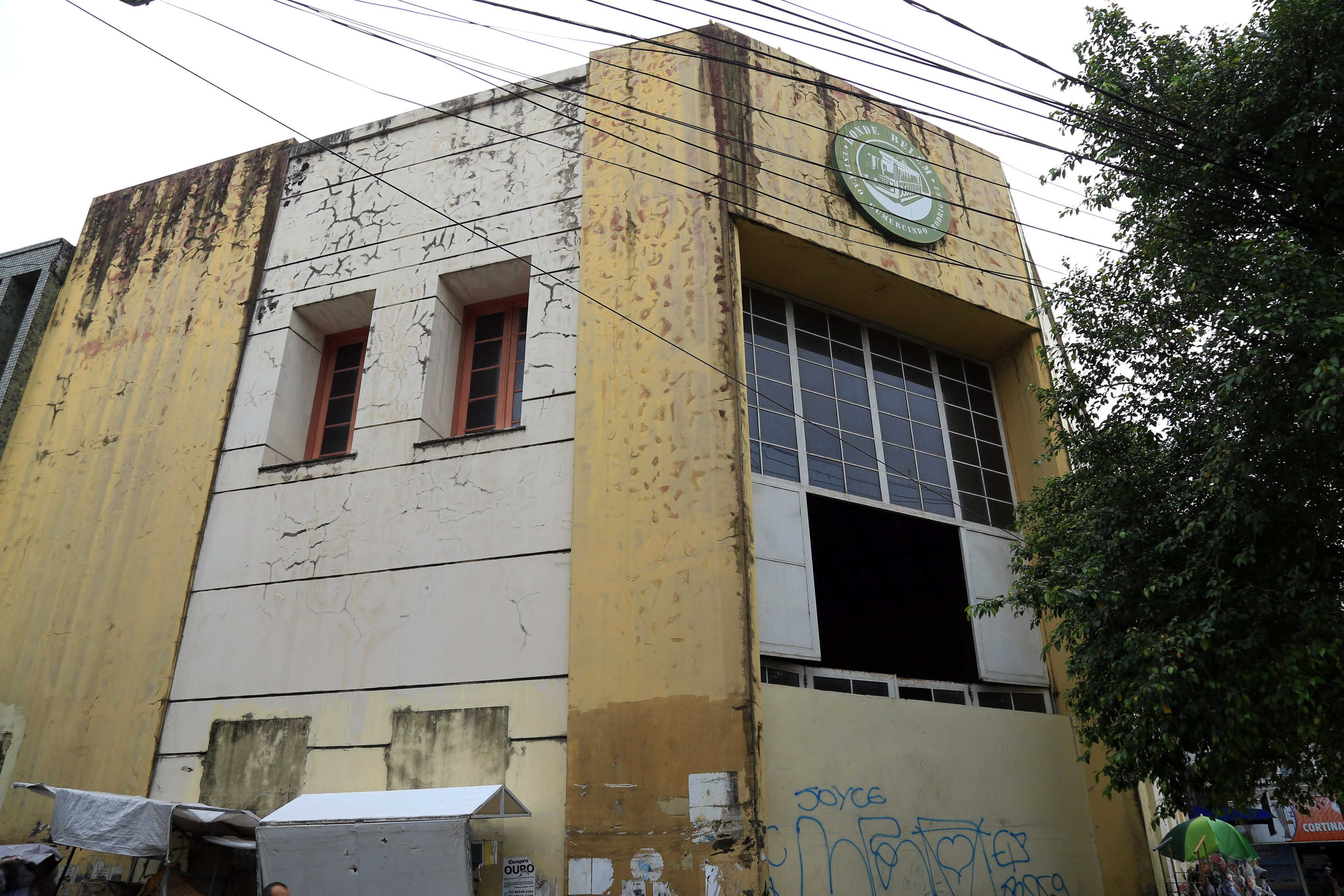 Prefeito visita prédios históricos do centro de Belém e anuncia medidas de revitalização