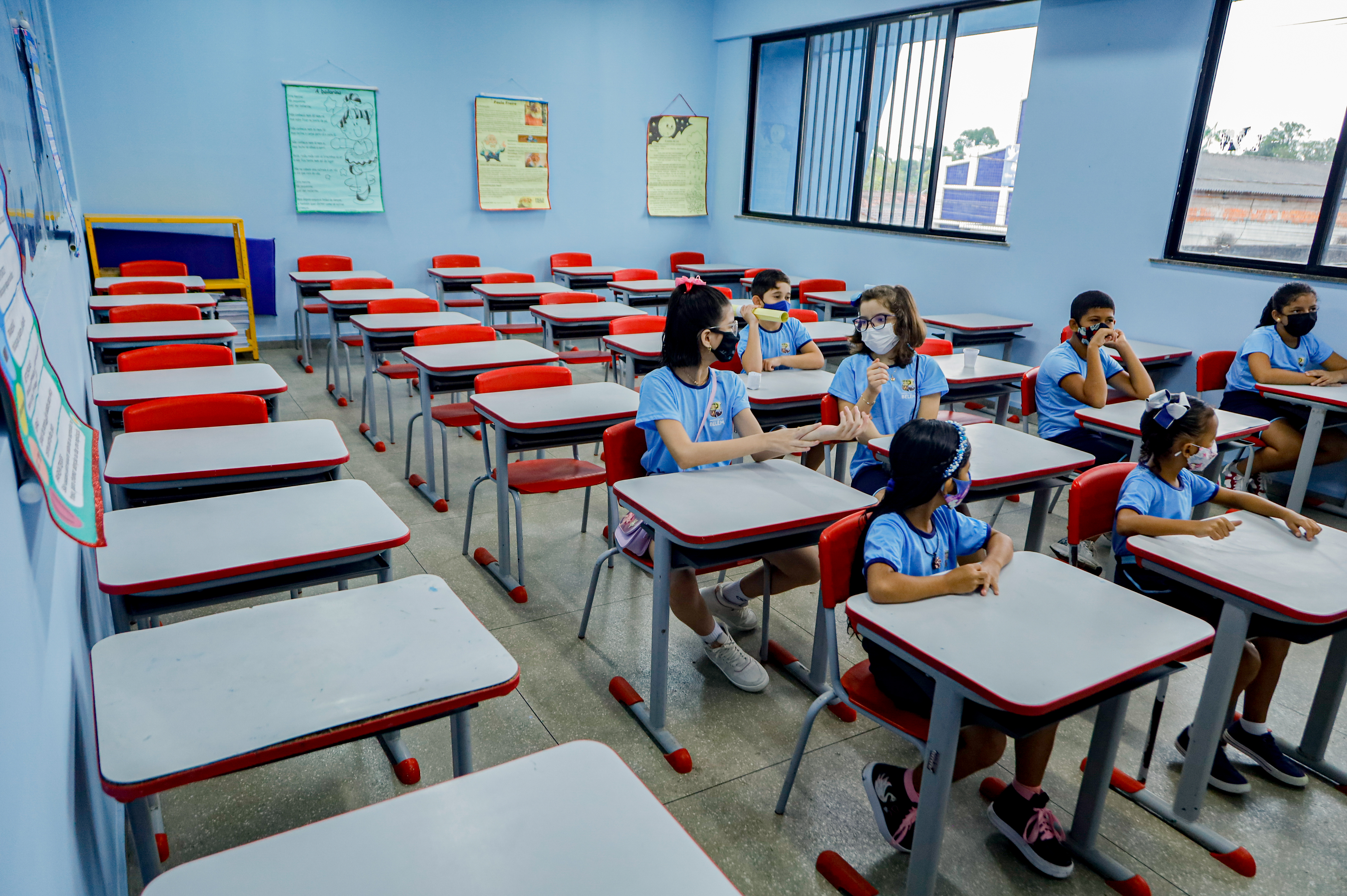 Comunidade de Icoaraci comemora a reinauguração da escola Sabino Barreto  