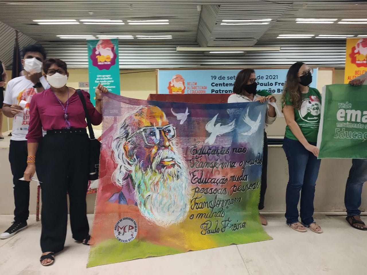 Educadores participam da formação inicial do programa Alfabetiza Belém