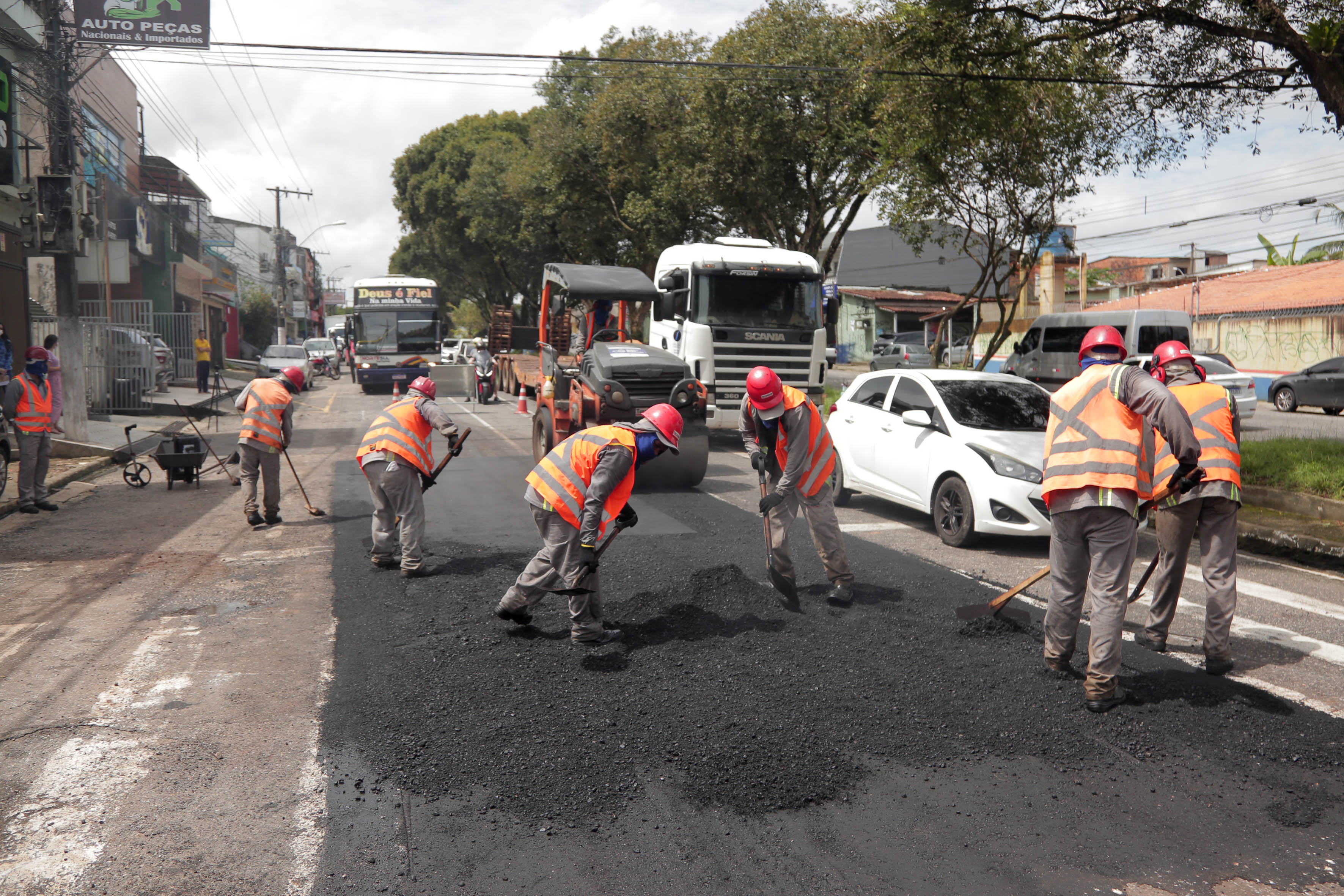 Prefeitura de Belém investe em obras de recuperação asfáltica nos bairros da Campina e Pedreira 