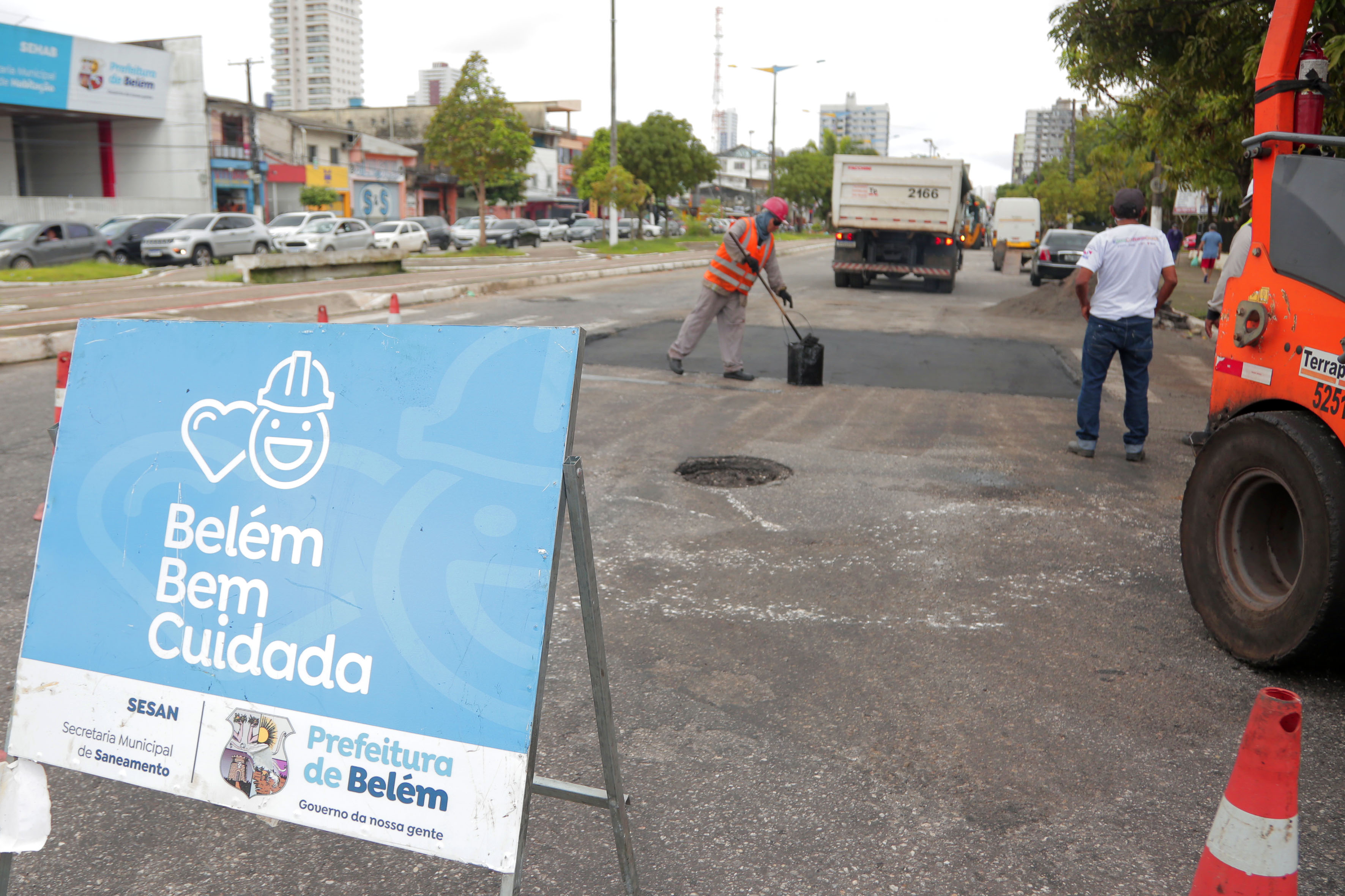 Prefeitura de Belém investe em obras de recuperação asfáltica nos bairros da Campina e Pedreira 