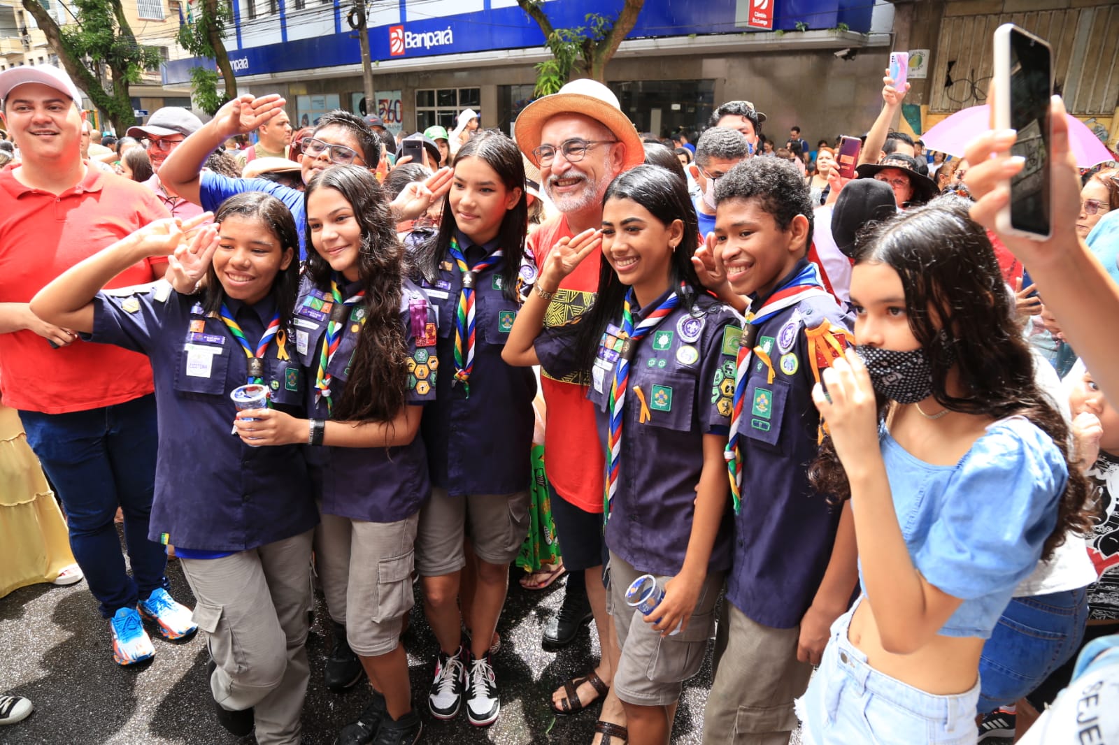 A rua é do povo: Avenida Cultural da Prefeitura de Belém traz diversão e arte para o domingo da população