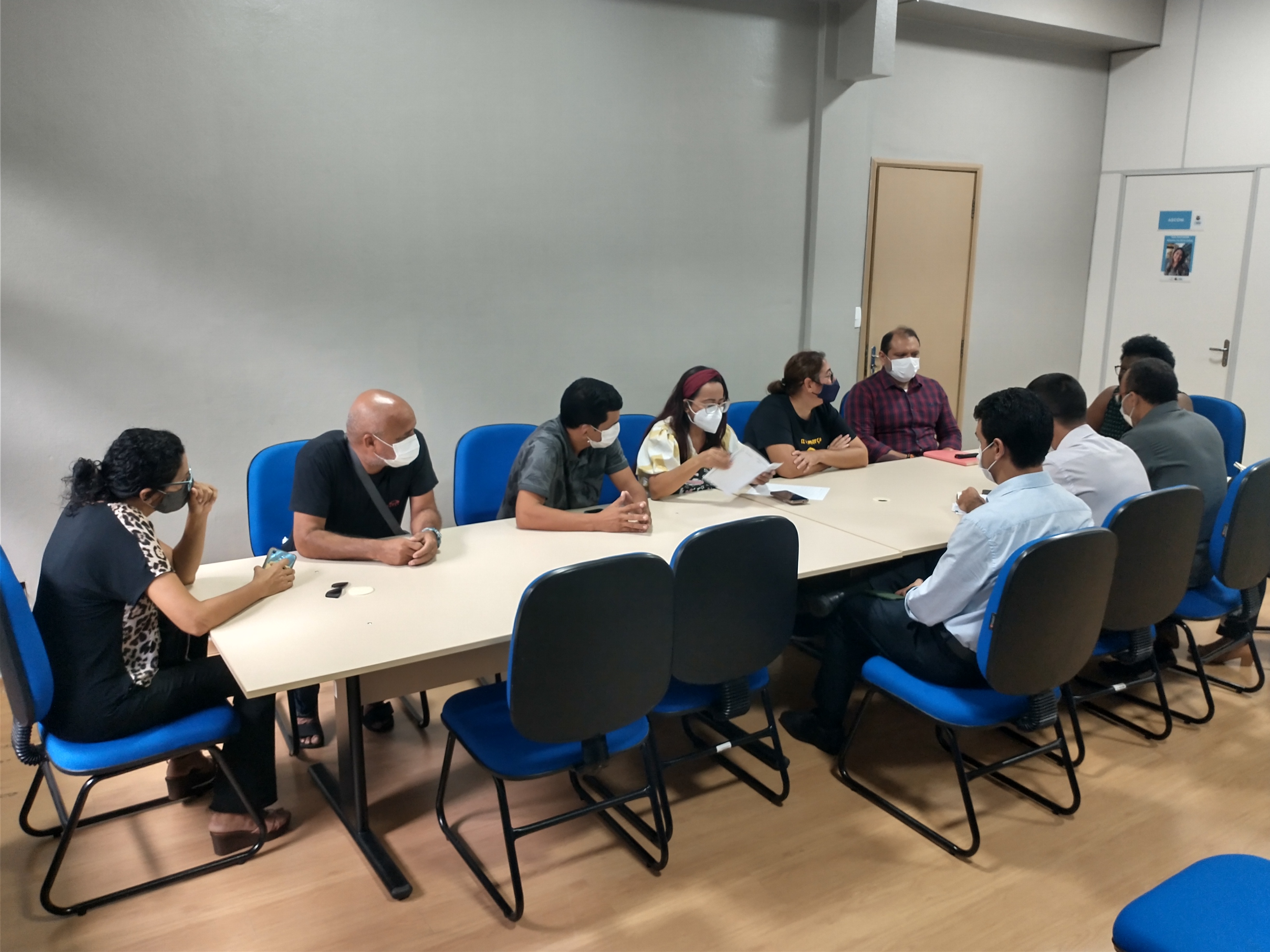 Prefeitura mantém aberta mesa de negociações com servidores grevistas da Semec