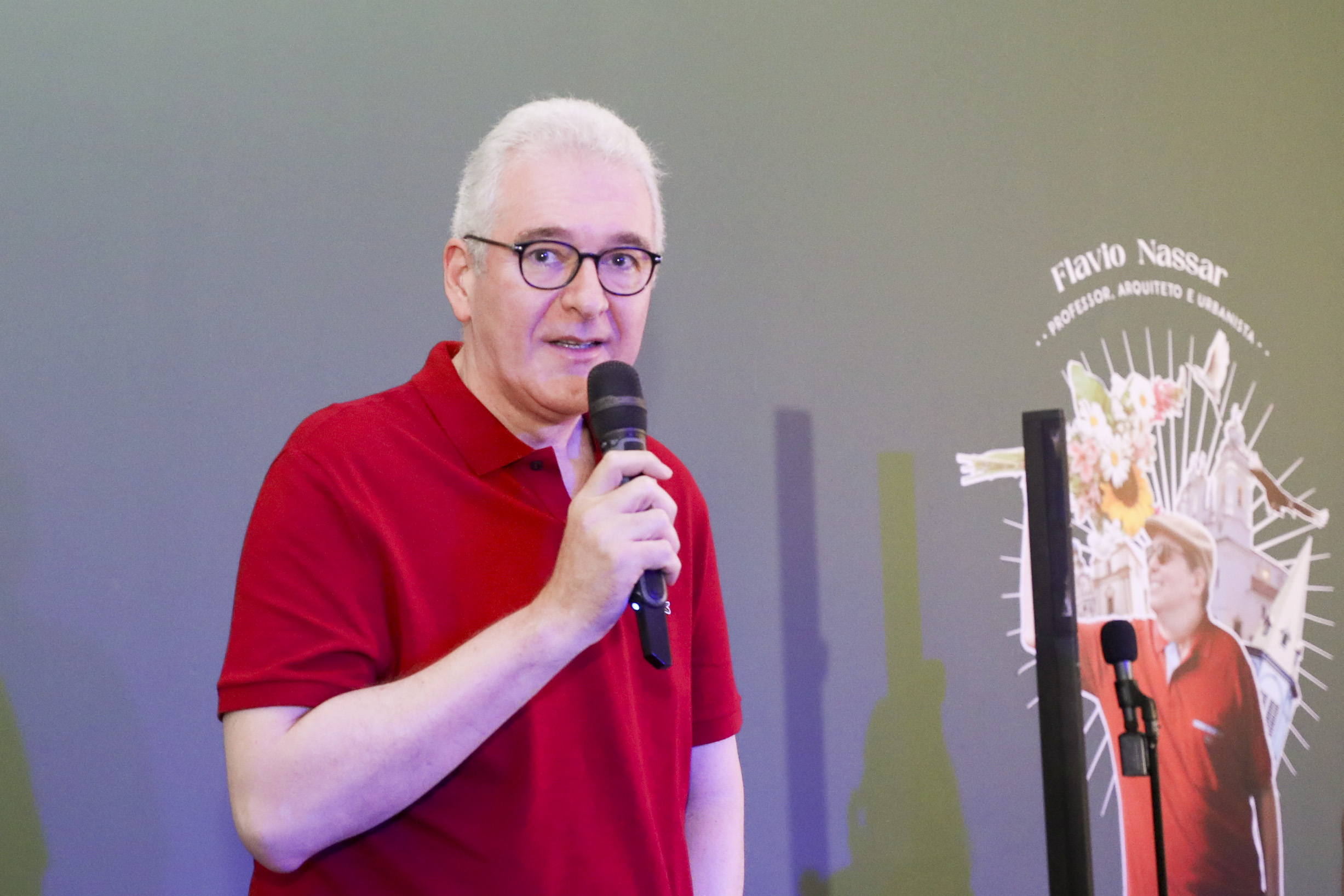 Prefeito Edmilson Rodrigues participa da reabertura do Fórum Landi e da homenagem ao professor Flávio Nassar