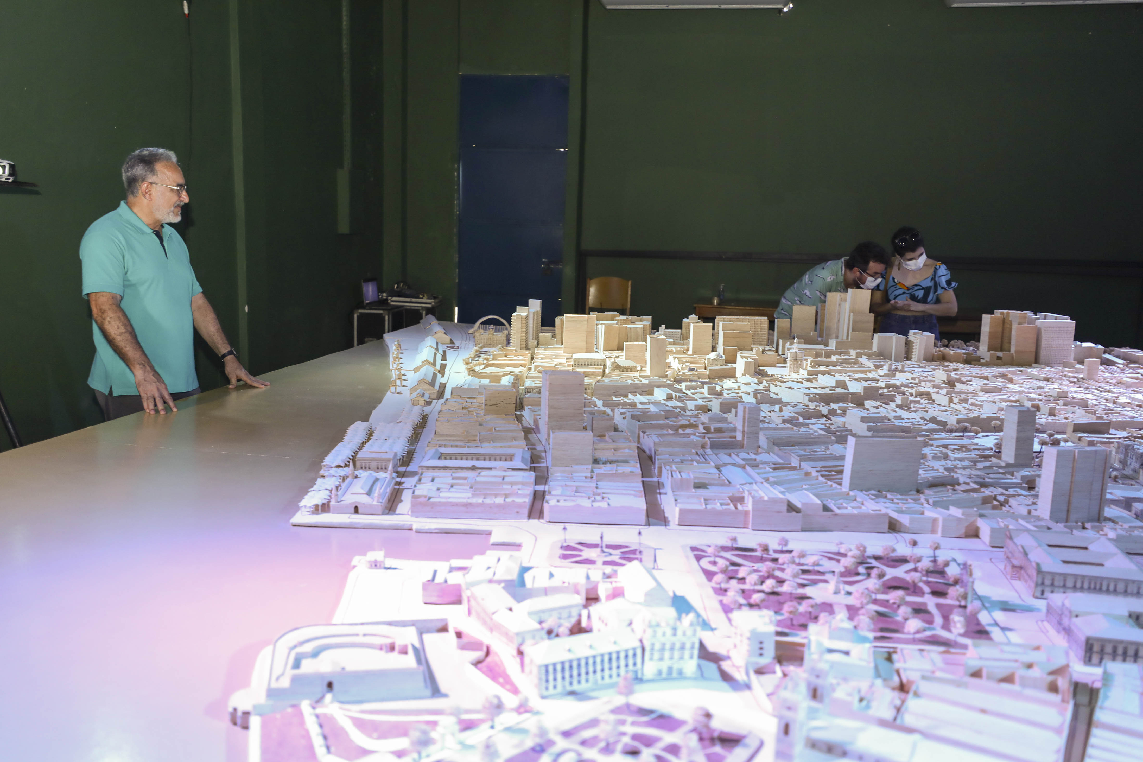 Prefeito Edmilson Rodrigues participa da reabertura do Fórum Landi e da homenagem ao professor Flávio Nassar