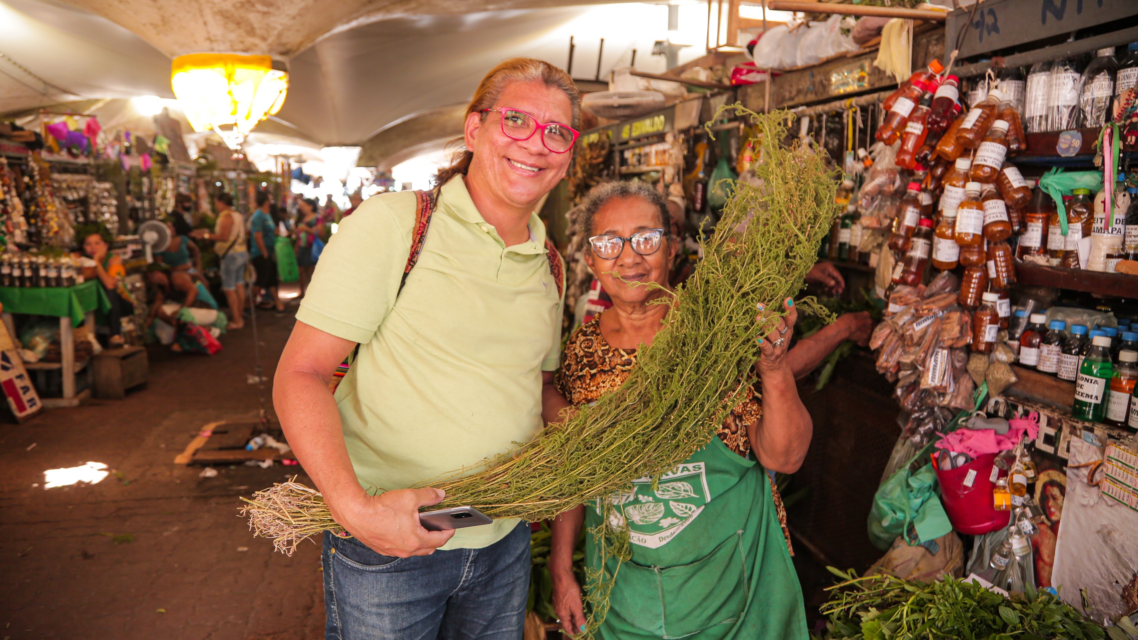 Ver-o-Peso mantém a tradição do banho de cheiro no Dia de São João