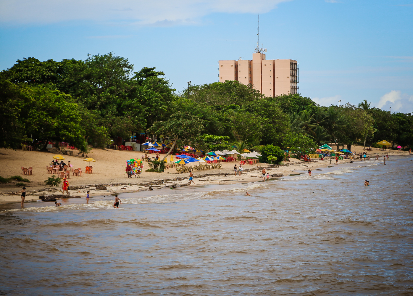 Prefeitura divulga testes de balneabilidade das praias de Belém
