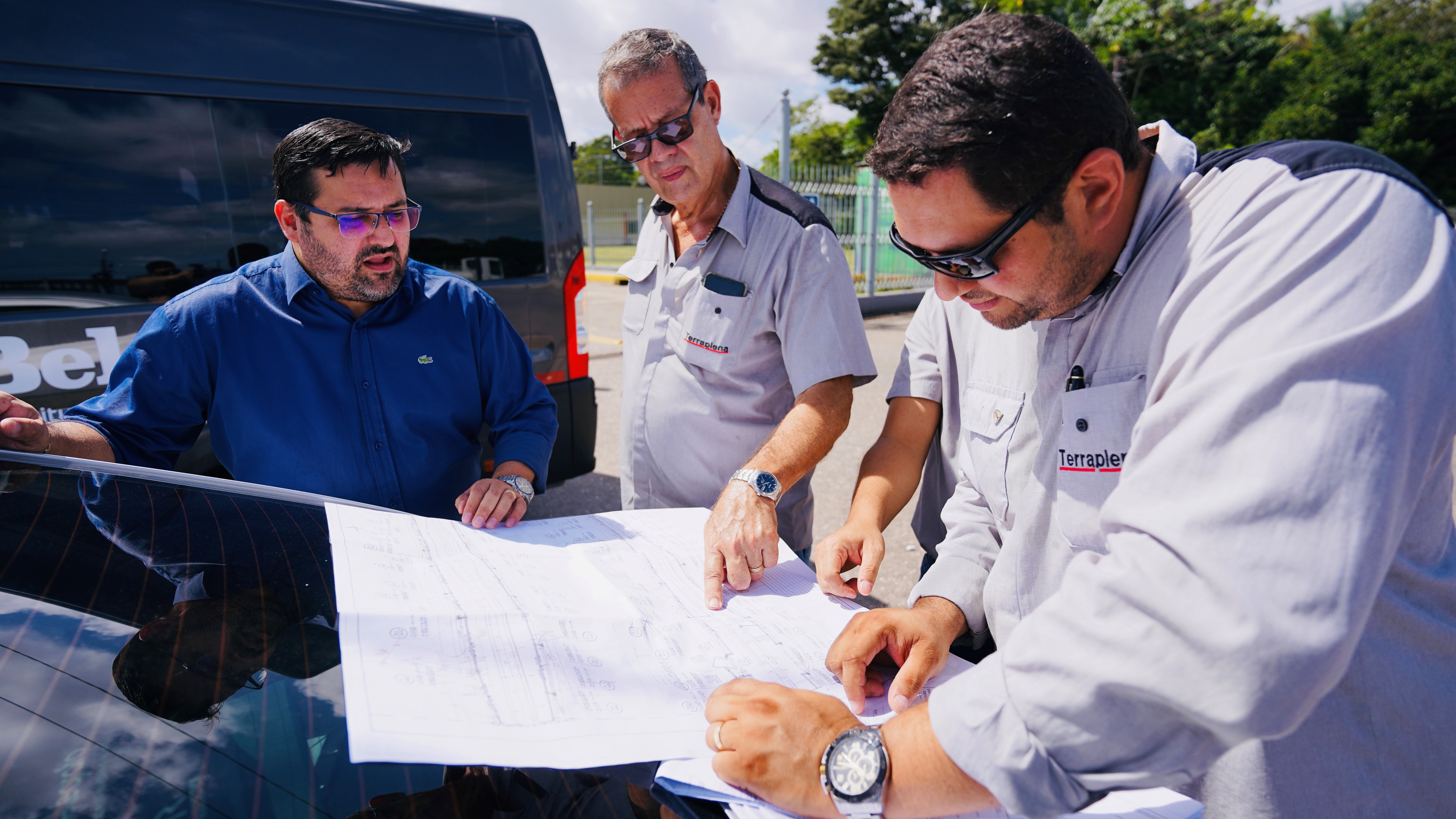 Visita técnica na Av. Augusto Montenegro avalia andamento e execução da obra de reurbanização