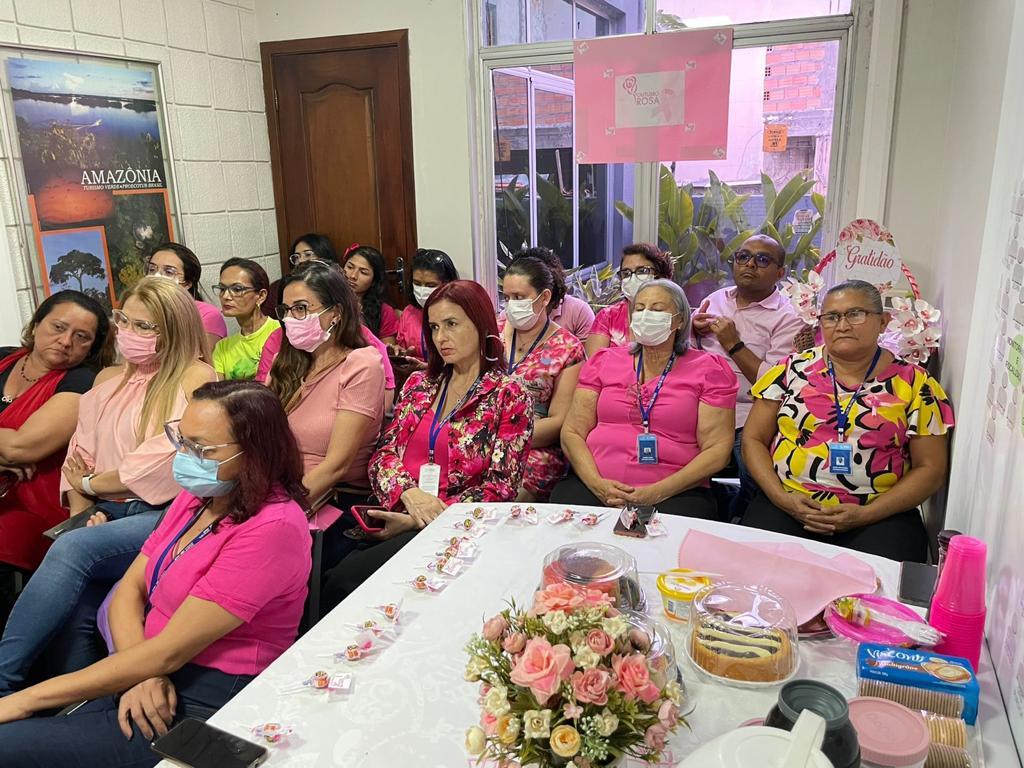 Servidoras e servidores da Semma participam de ação sobre prevenção do câncer de mama