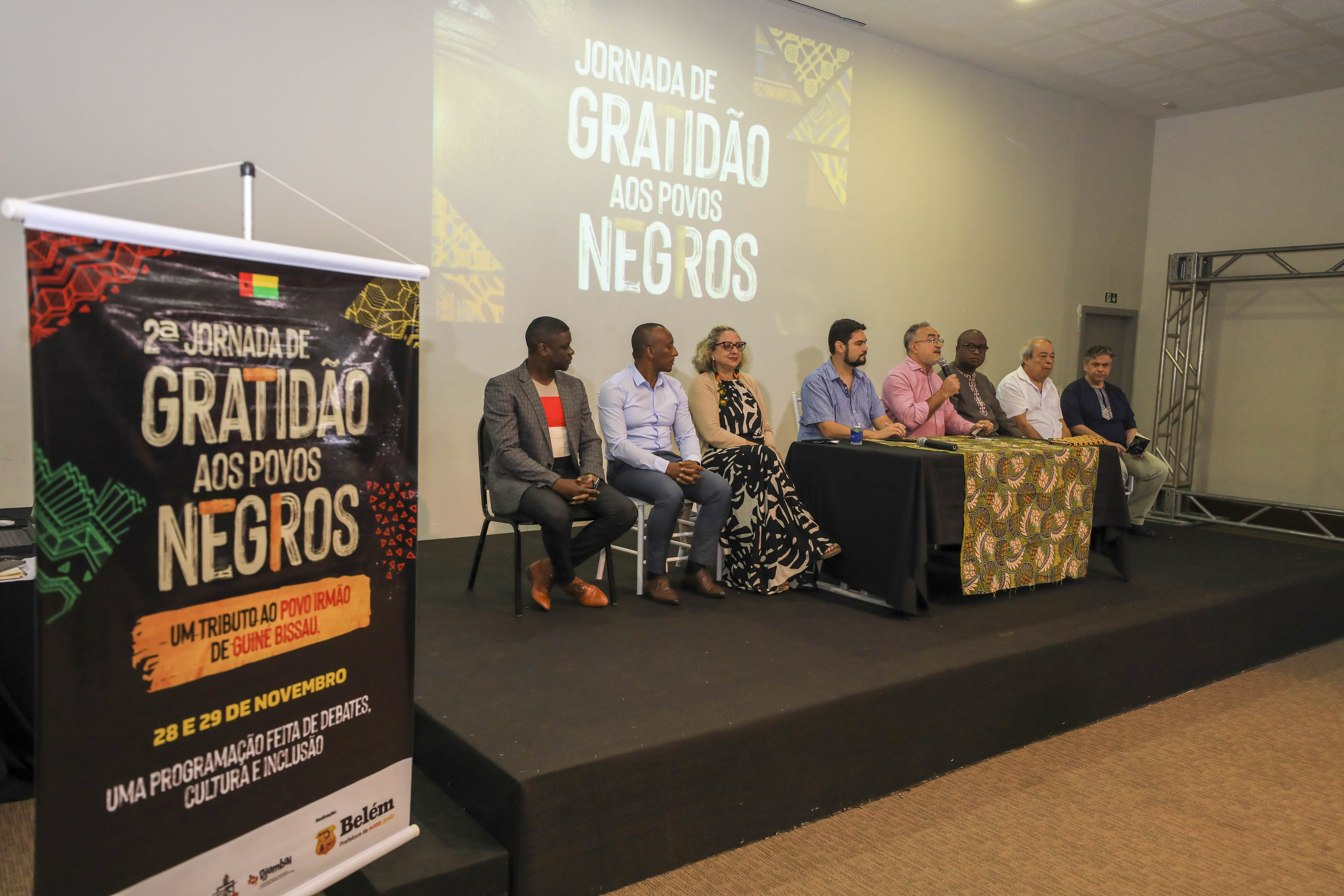 Debate, cinema e show encerram a II Jornada de Gratidão aos Povos Negros