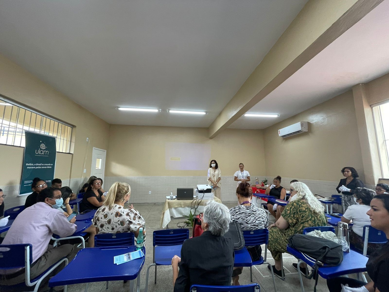 Servidores municipais concluem curso de Libras pela Universidade Livre da Amazônia