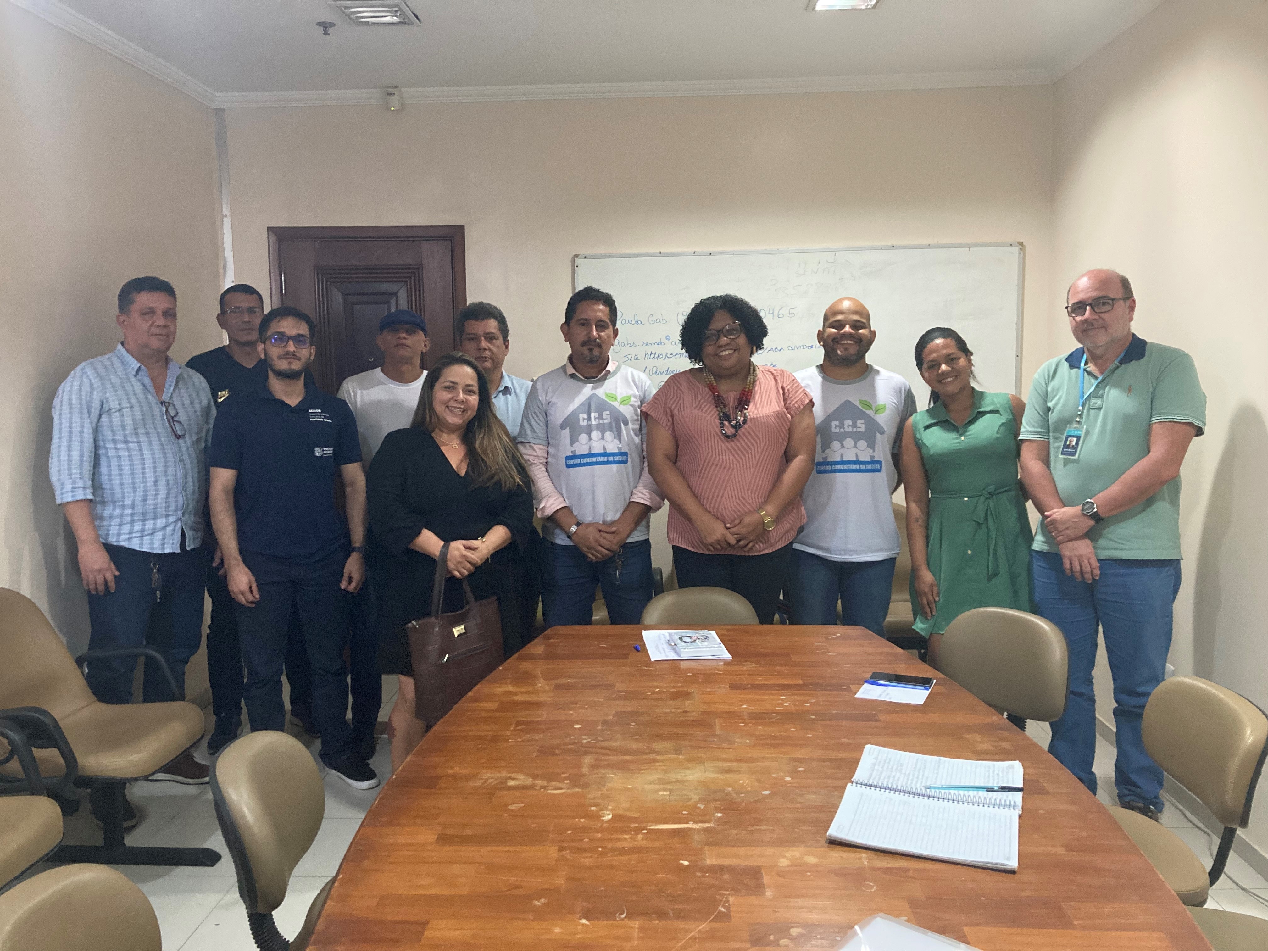 Semob debate melhoria de mobilidade urbana com moradores do Conjunto Satélite