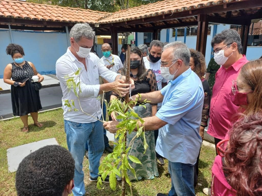 Belém amplia ações de arborização e atinge número recorde de plantio de mudas