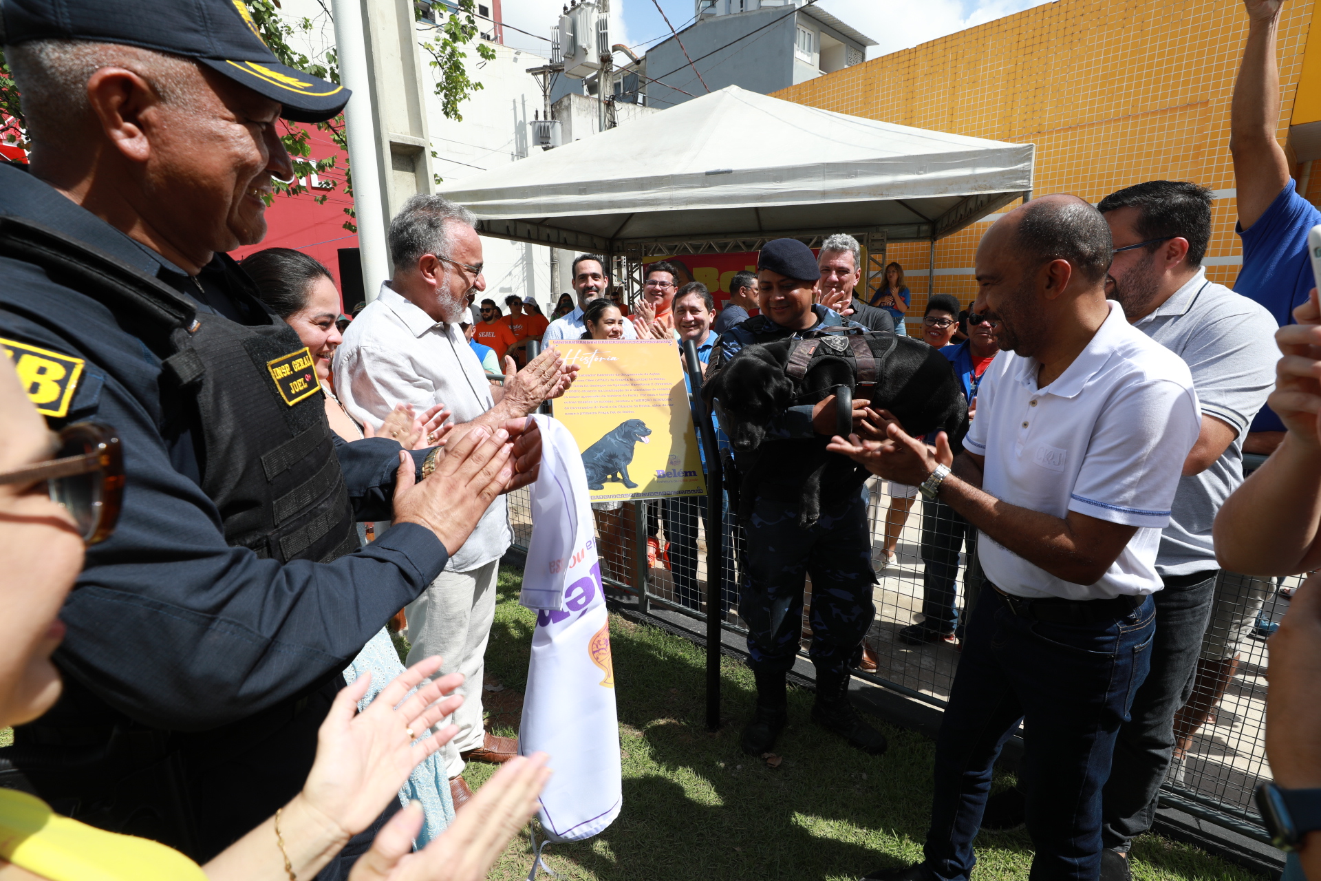Prefeitura inaugura praça pet em Belém e anuncia novidades para a garantia da proteção dos animais na cidade