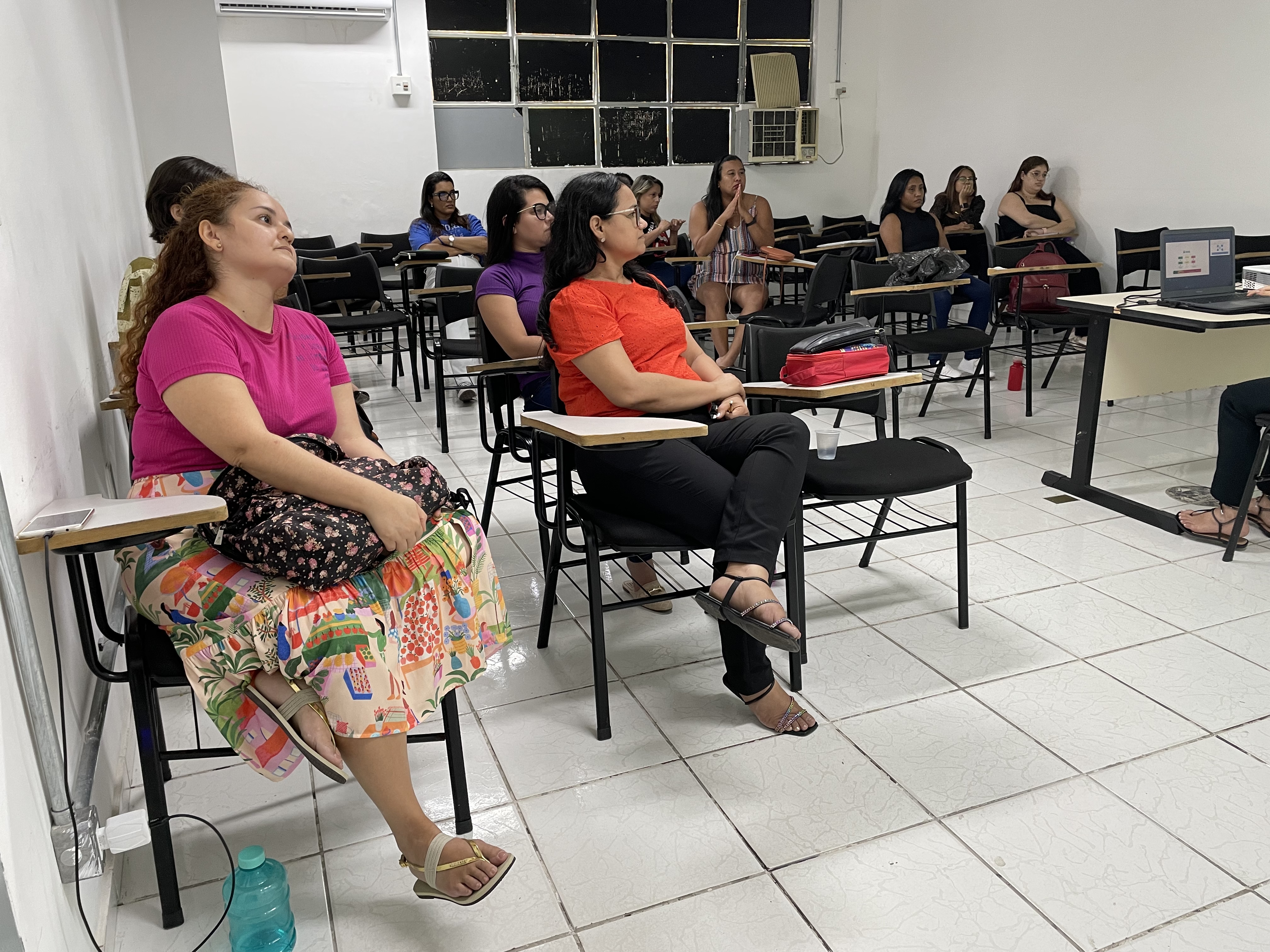 Profissionais e estudantes participam de capacitação sobre saúde integral do idoso