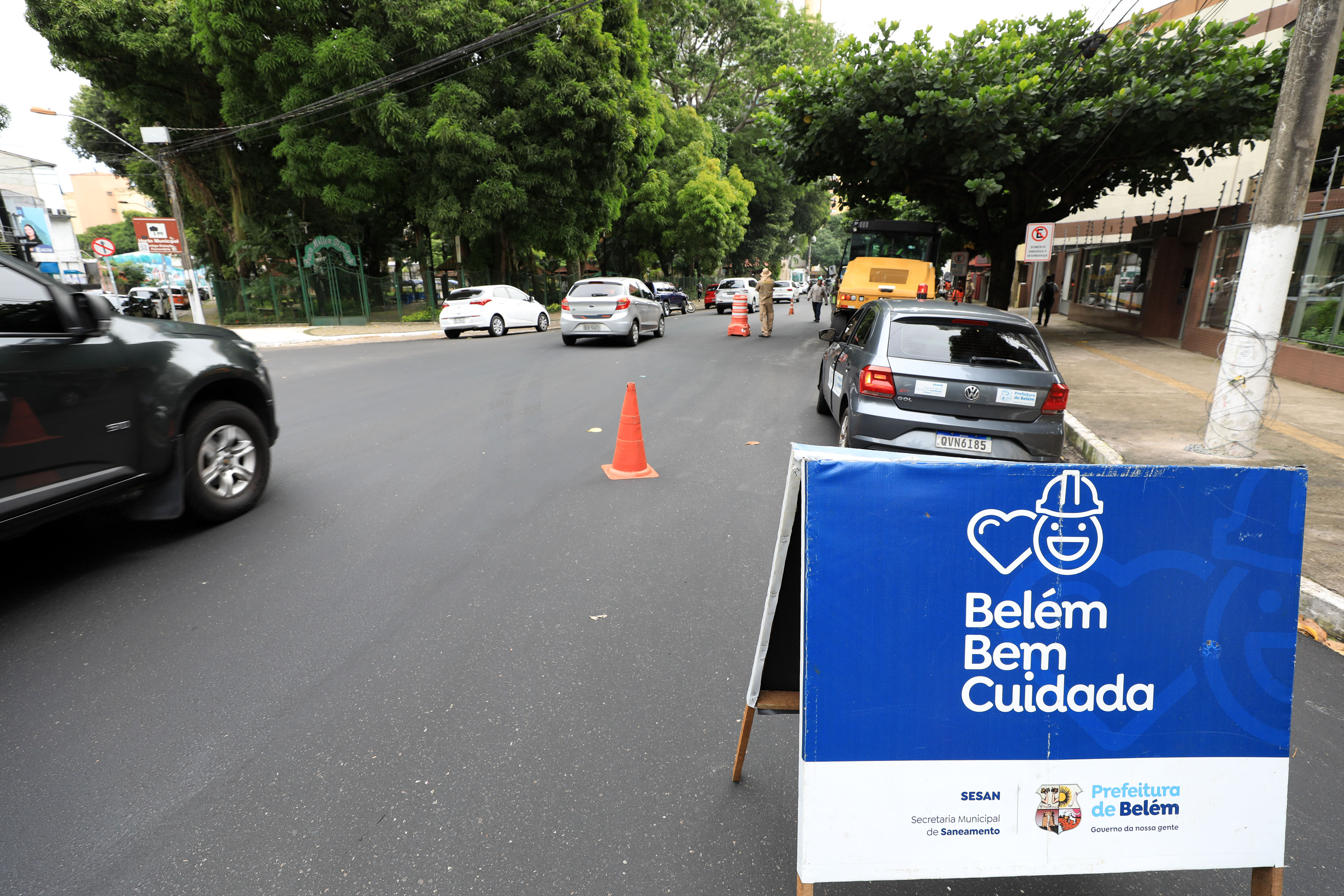 Rua dos Mundurucus recebe obras de recapeamento asfáltico da Prefeitura de Belém