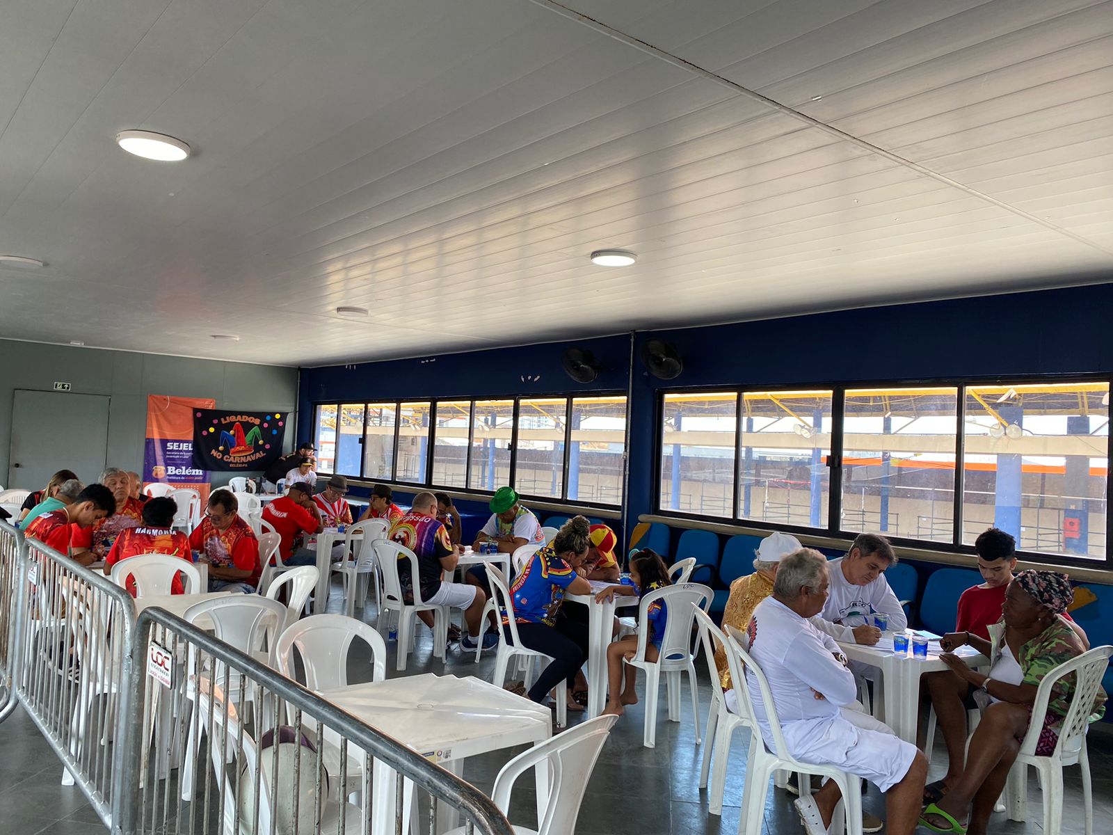 Escola Guardiões do Samba e da Pedreira é campeã do terceiro grupo do Carnaval de Belém