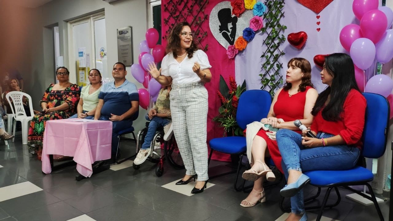 Debate sobre educação inclusiva feminina marca o Dia da Mulher no Centro de Referência e Inclusão Educacional