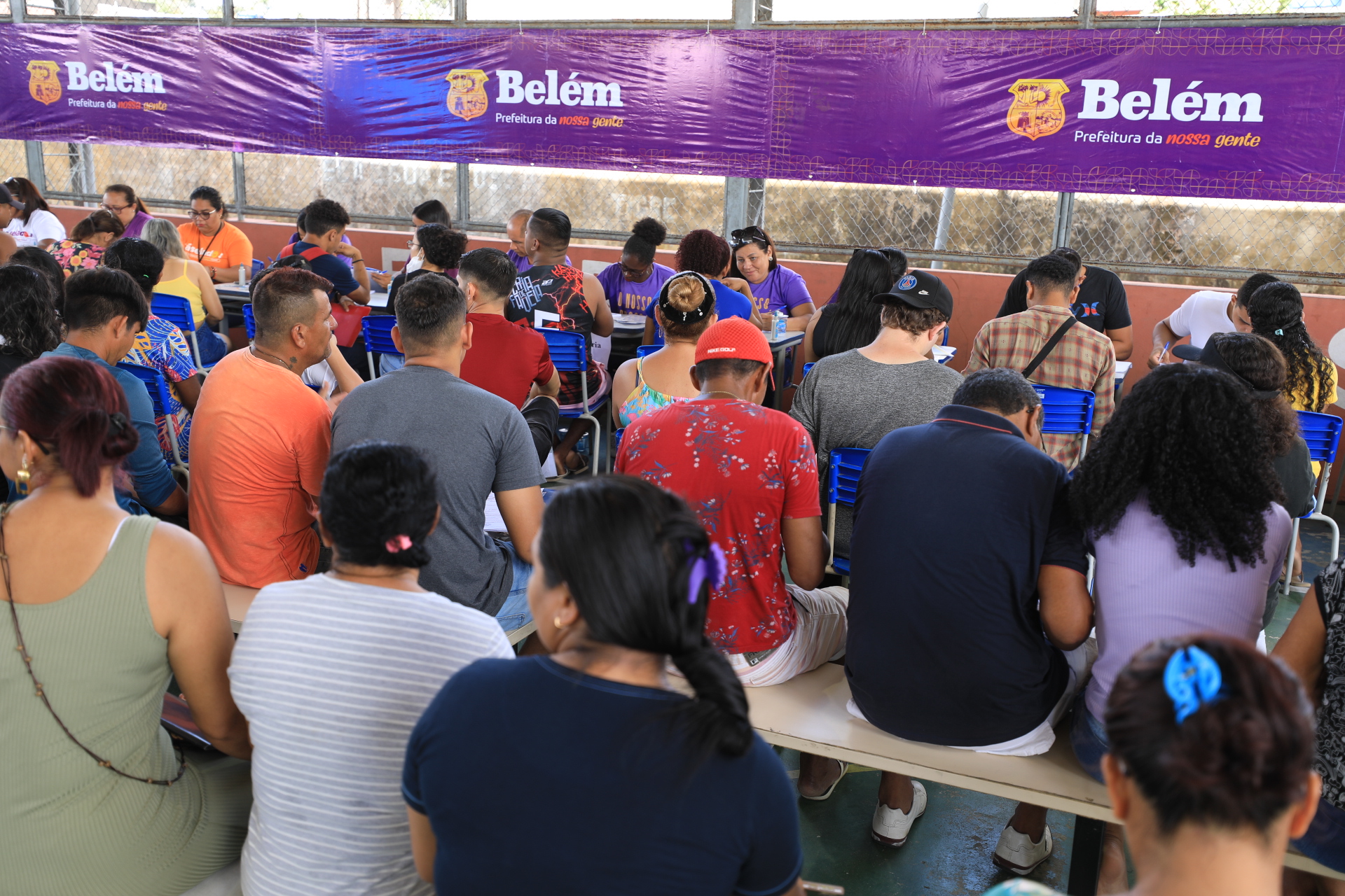 Prefeitura oferece serviços sociais para garantir direitos e cidadania aos moradores do Mangueirão e Bengui