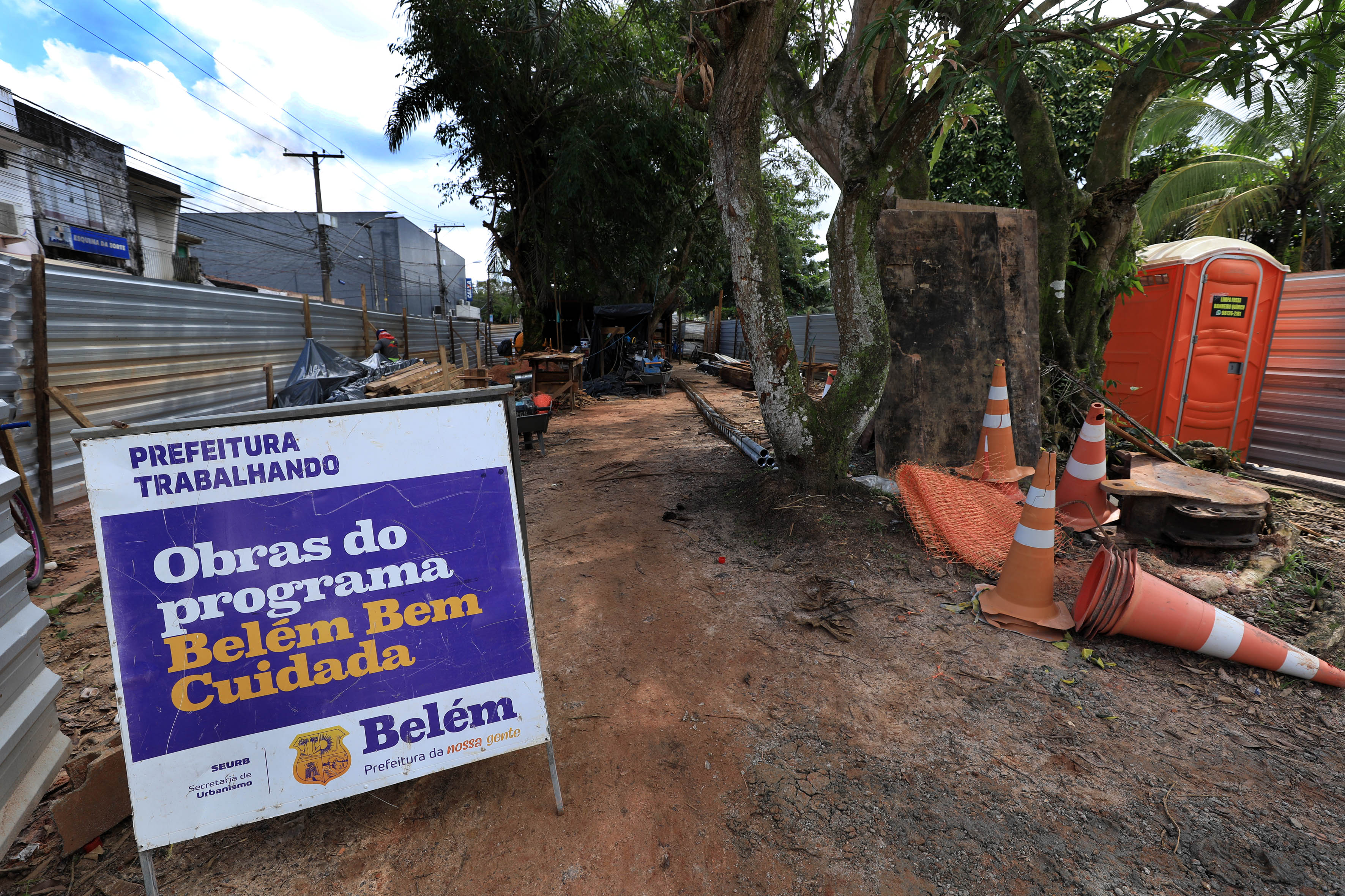 População vive expectativa de melhorias com avanço das obras na avenida Rômulo Maiorana