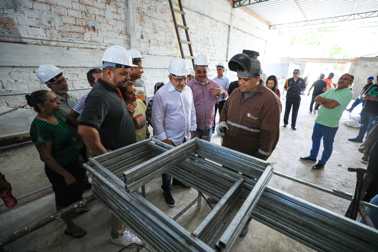 Prefeitura agiliza obra da feira provisória que vai funcionar durante a reforma geral do mercado de Icoaraci