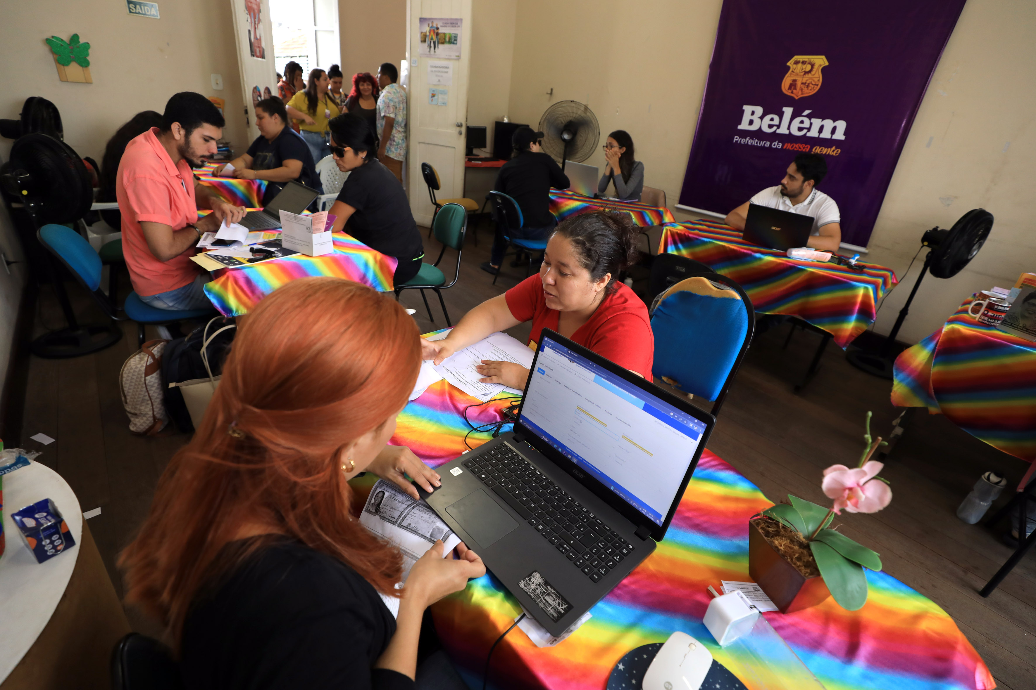 Prefeitura faz o primeiro mutirão para cadastrar pessoas LGBTI+ no programa Minha Casa, Minha Vida
