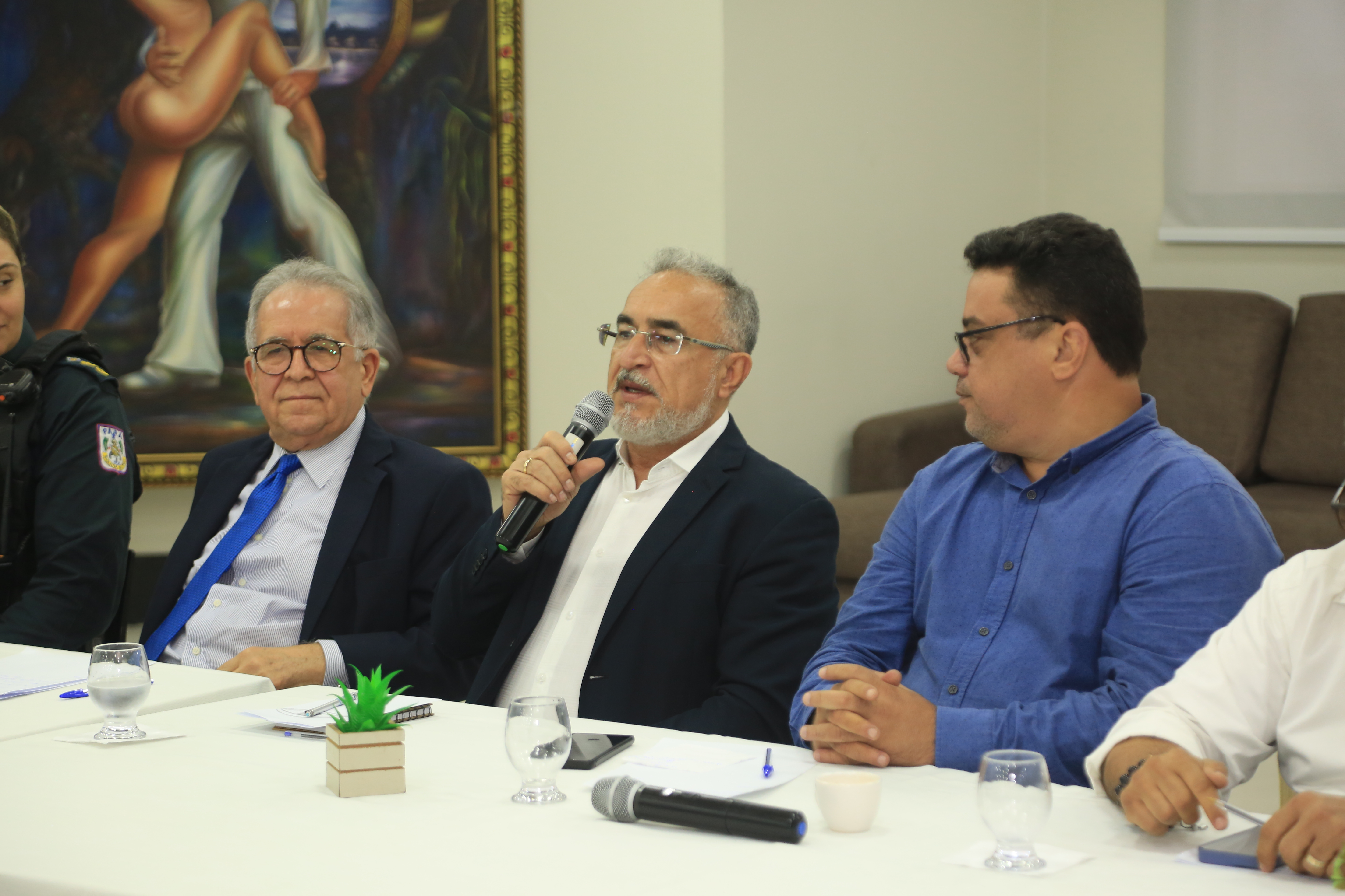 Prefeitura de Belém reúne com lojistas e trabalhadores informais para ordenar o centro comercial