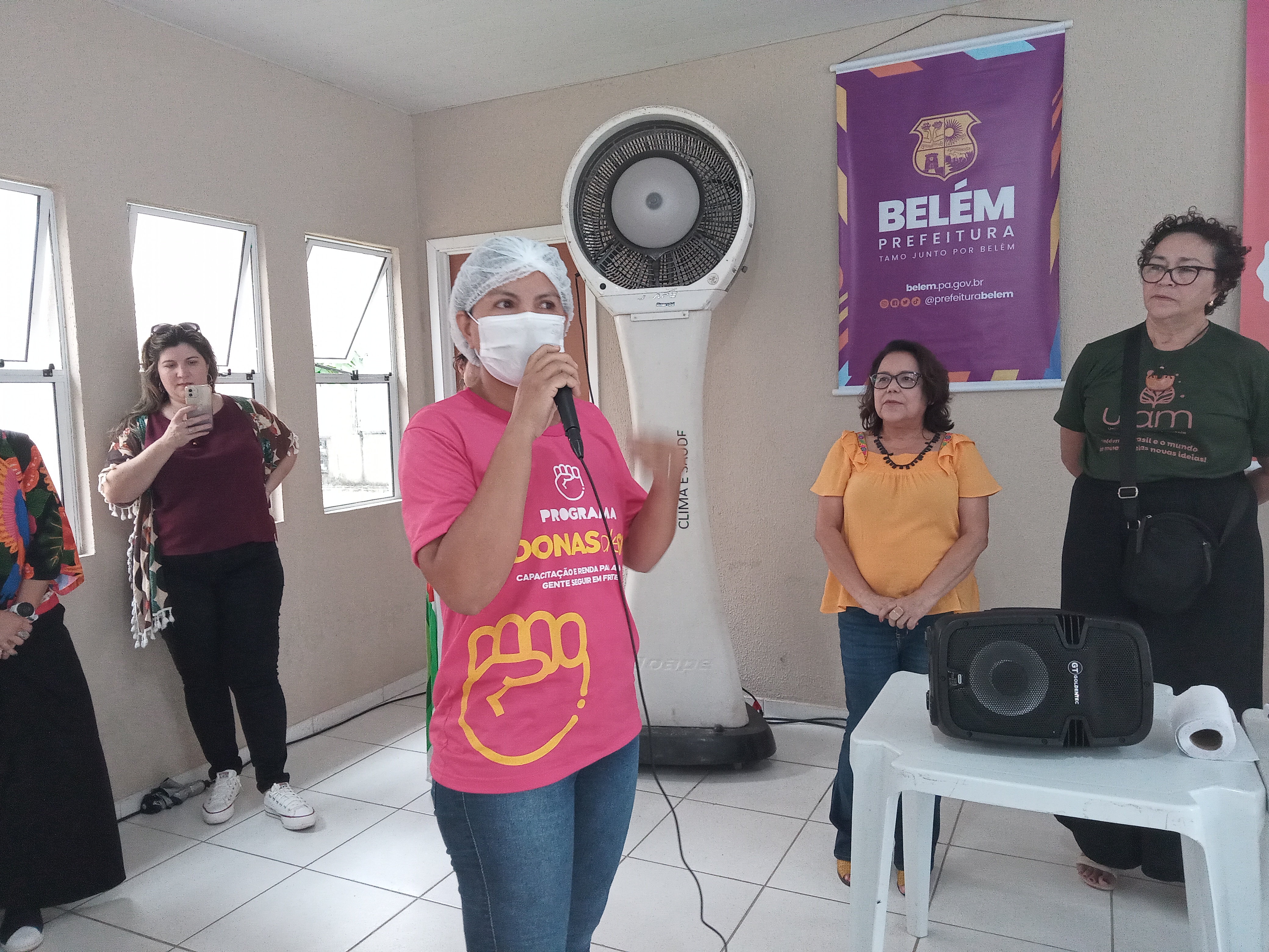Comitiva interministerial conhece e  programa "Donas de Si" da Prefeitura de Belém