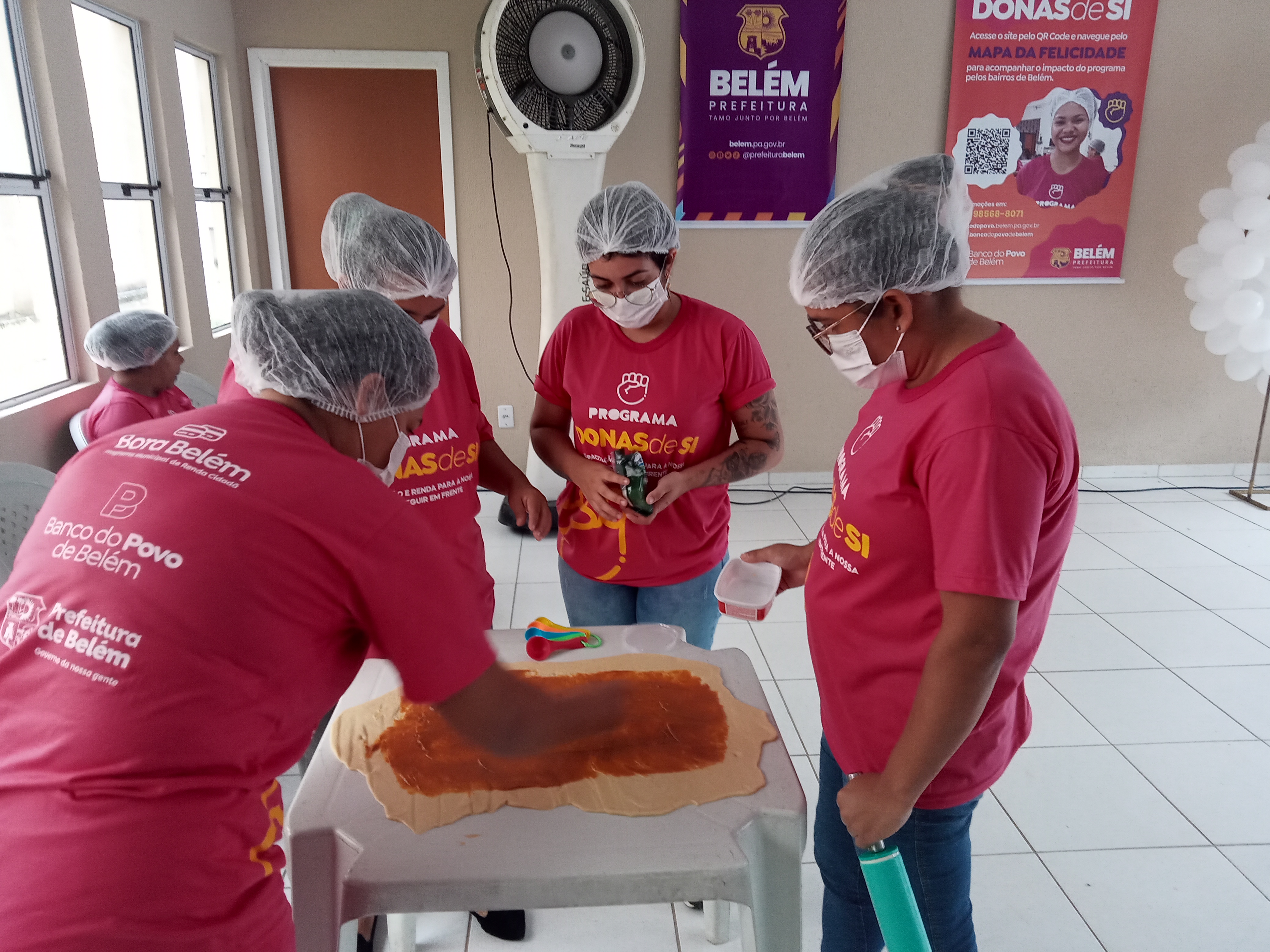 Comitiva interministerial conhece e  programa "Donas de Si" da Prefeitura de Belém