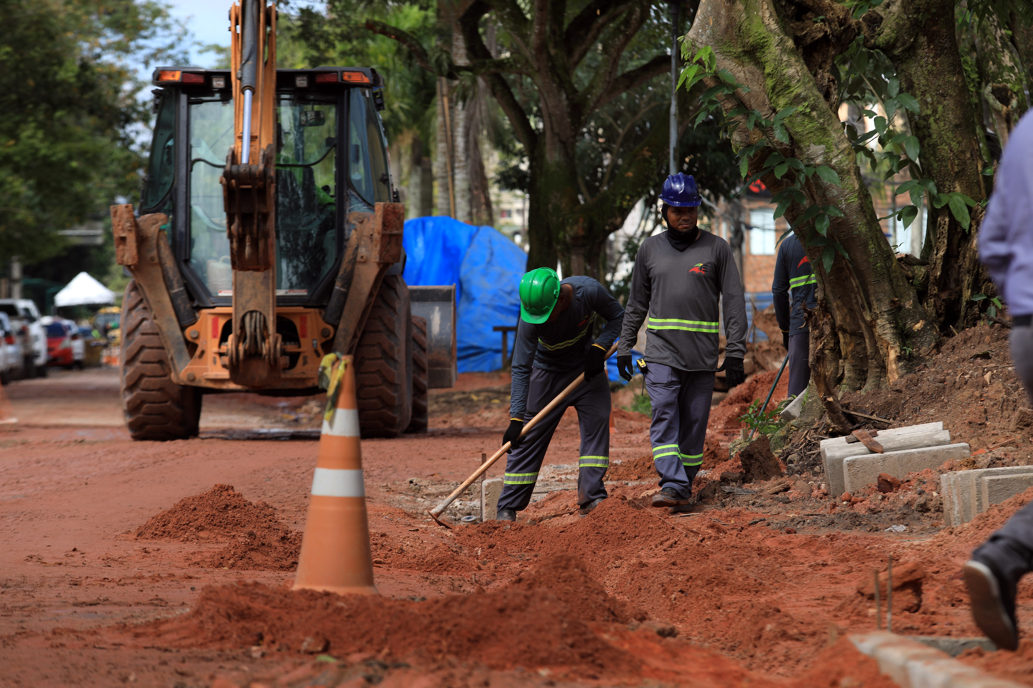 Prefeitura de Belém avança na reurbanização que vai transformar a Rômulo Maiorana numa avenida ecológica