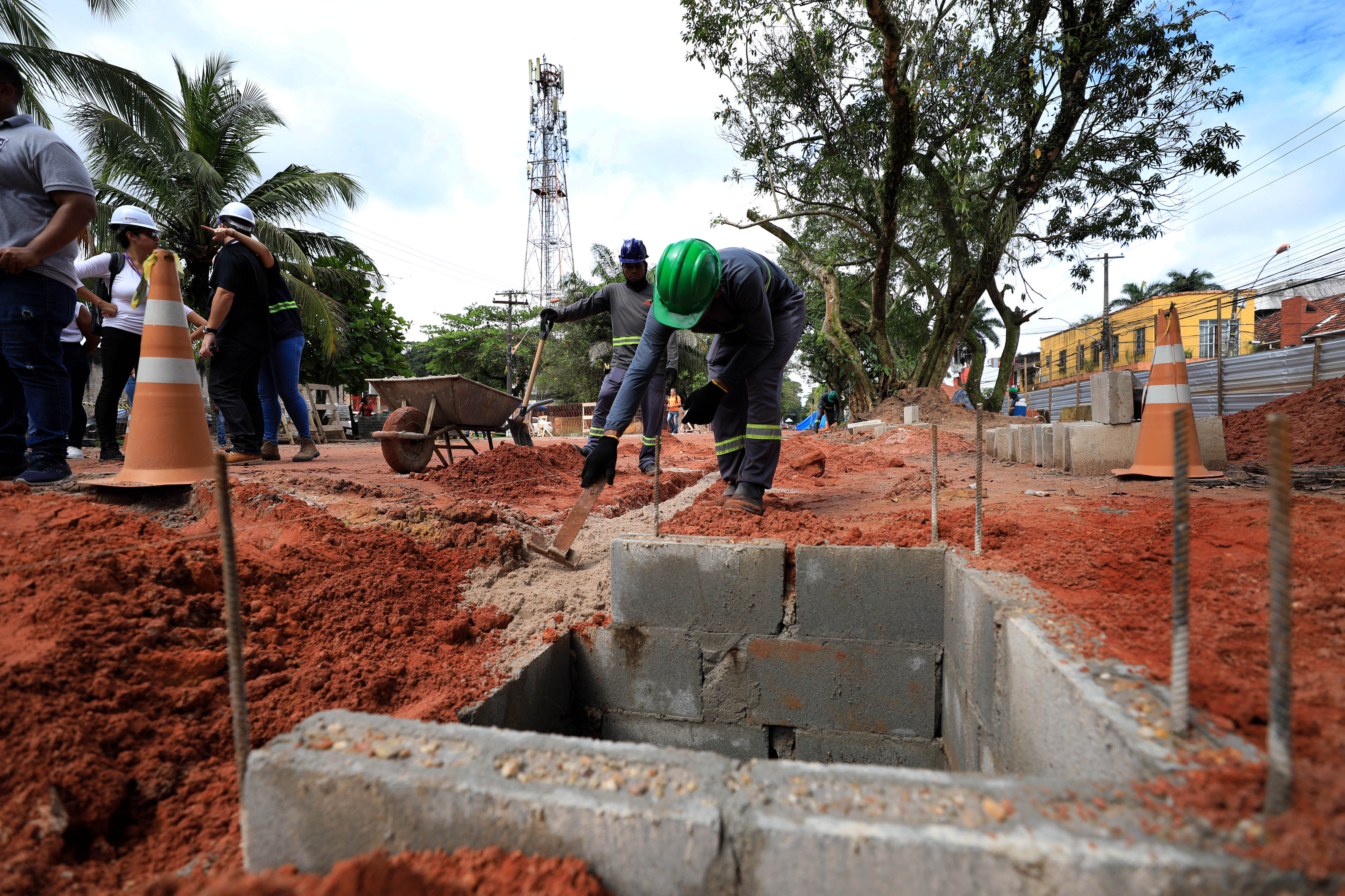 Prefeitura de Belém avança na reurbanização que vai transformar a Rômulo Maiorana numa avenida ecológica