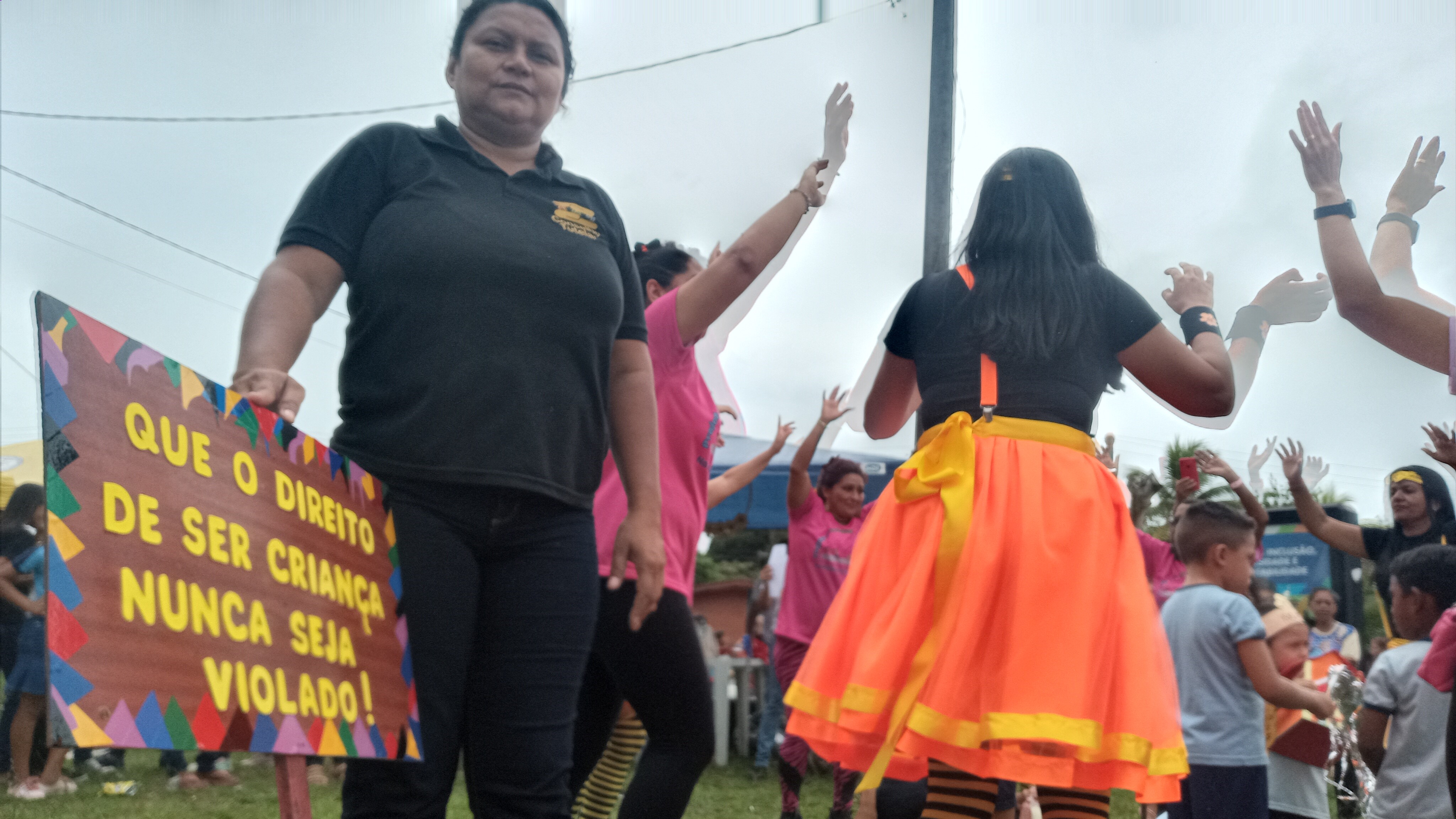Mosqueiro realiza 15ª caminhada de combate aos crimes sexuais contra crianças e adolescentes