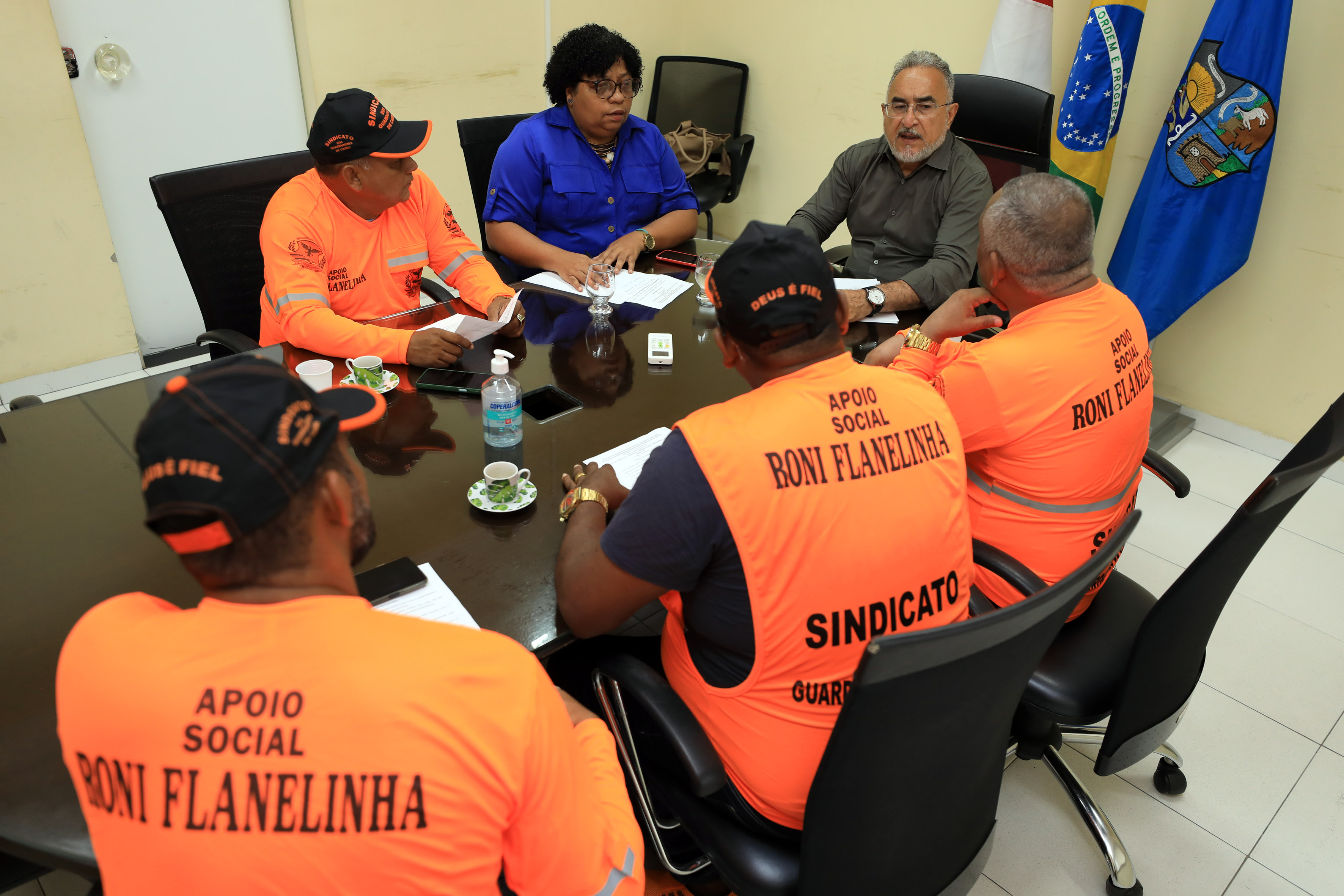 Prefeitura e sindicalistas discutem ações e projetos para guardadores e lavadores de carro de Belém