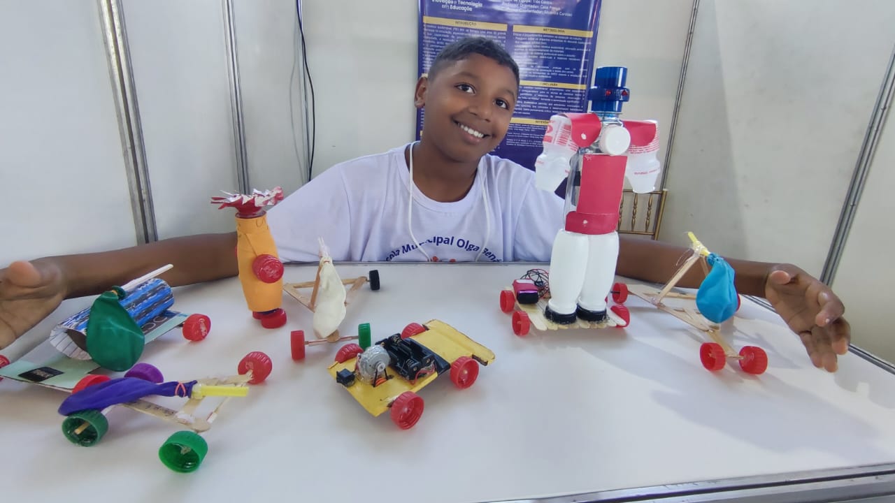 Escola Olga Benário recebe seis premiações na I Mostra de Inovação e Tecnologia em Educação