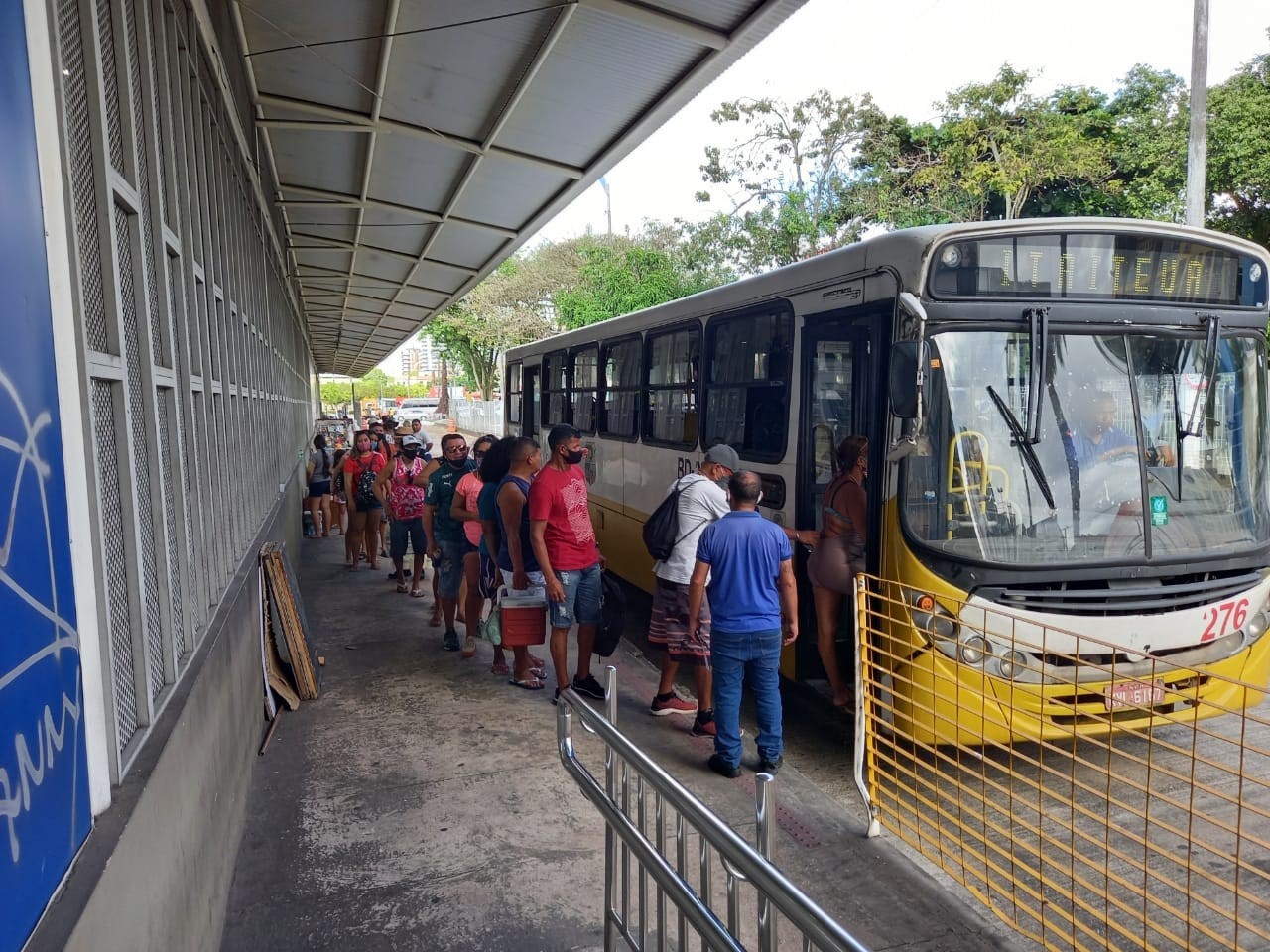 Embarque com destino a Outeiro terá mudanças nas manhãs dos domingos de julho