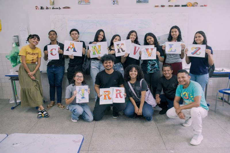Estudantes da rede pública de Belém aprendem 'alfabeto do rio' com mestres abridores de letras