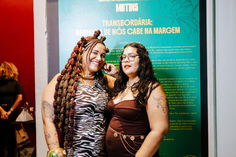 Exposição 'Transbordária' reúne obras de mulheres amazônidas em Belém