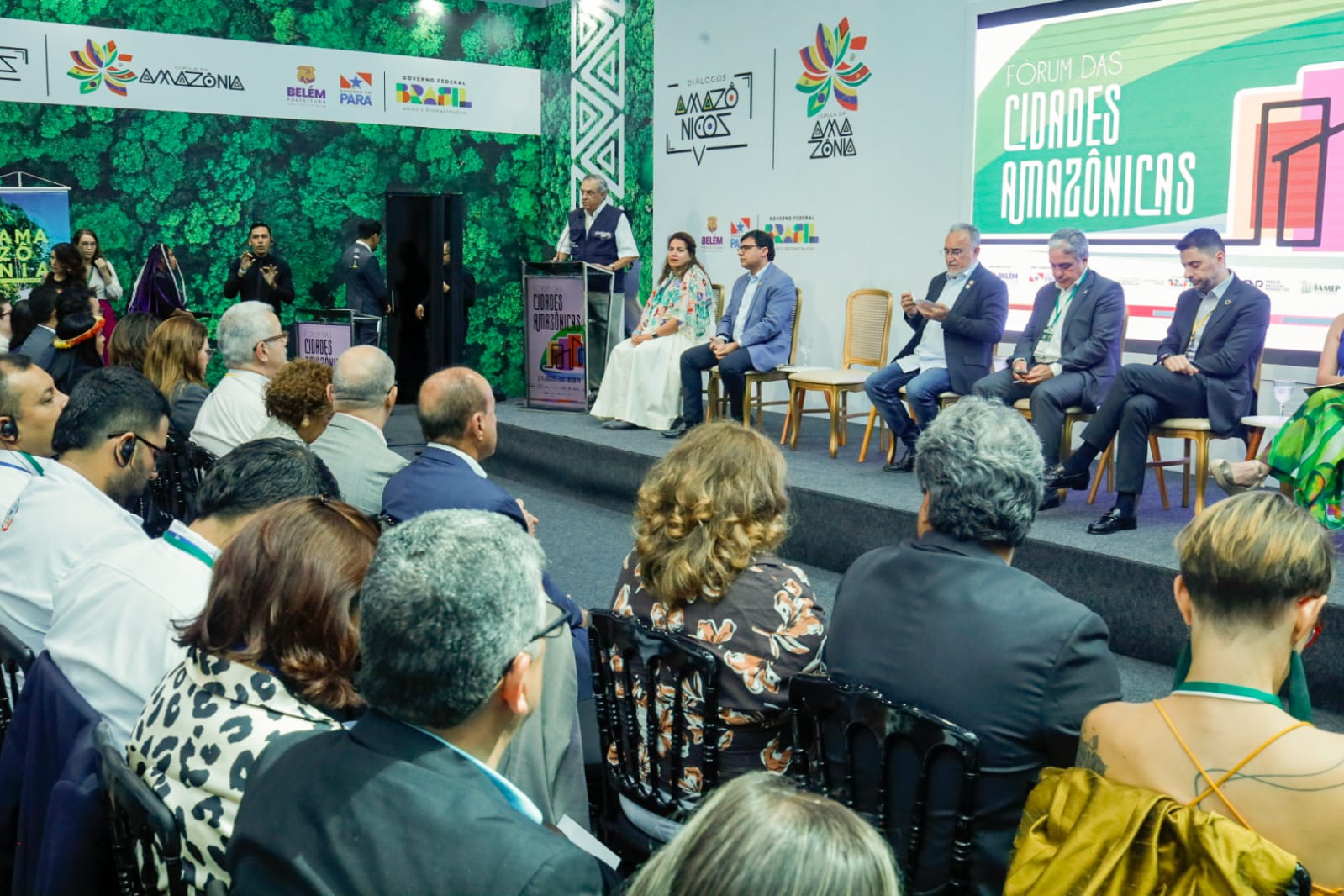 Prefeitos e prefeitas elaboram políticas públicas voltadas à Amazônia no Fórum das Cidades