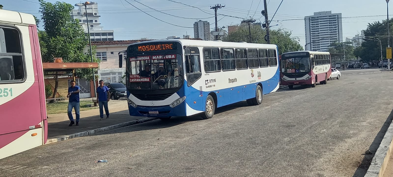 Feriado tem movimento tranquilo na saída para Mosqueiro, pelo terminal de linha em São Brás