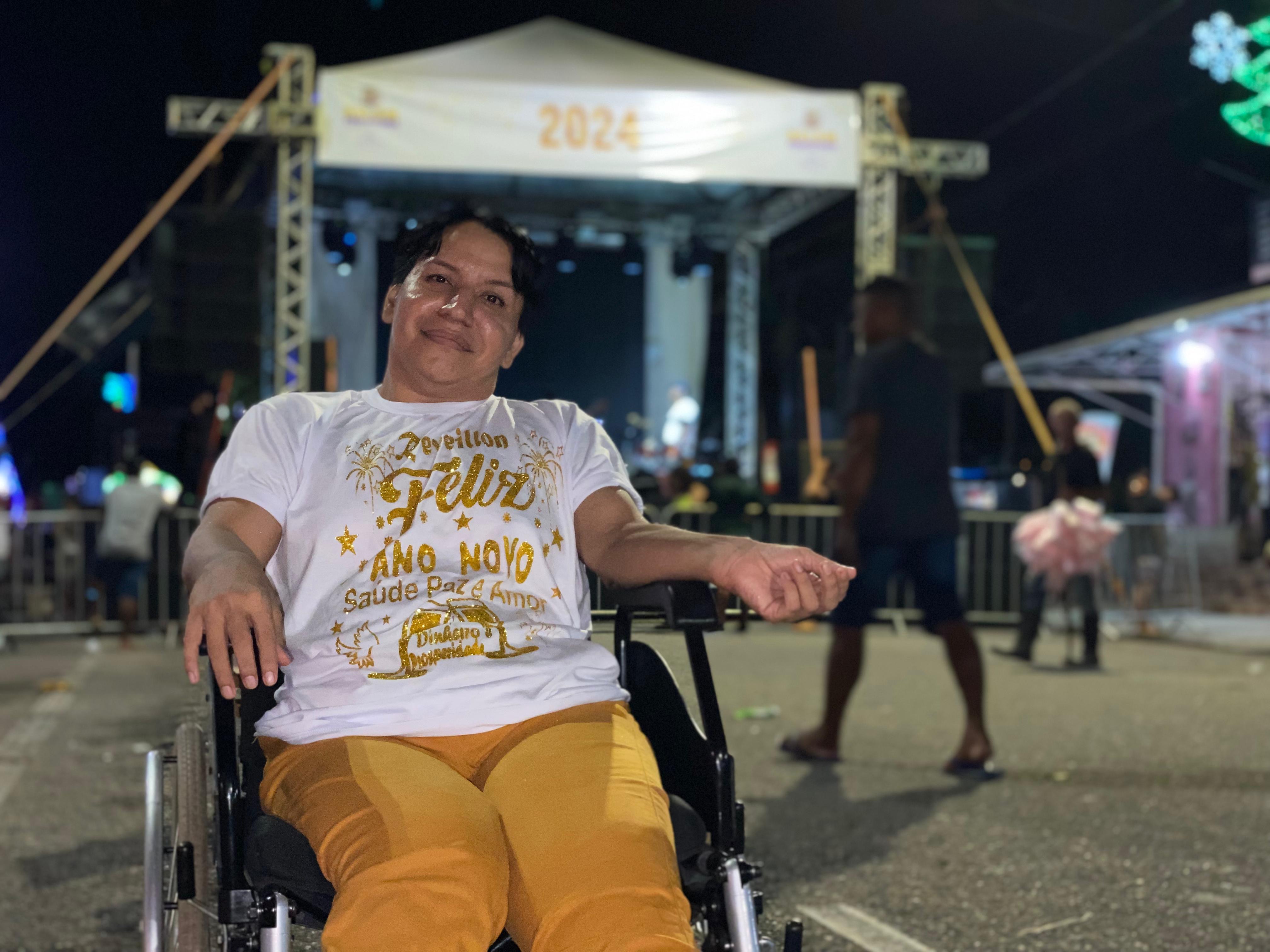 Festa da Prefeitura na orla de Icoaraci atrai milhares de moradores e visitantes para chegada de 2024