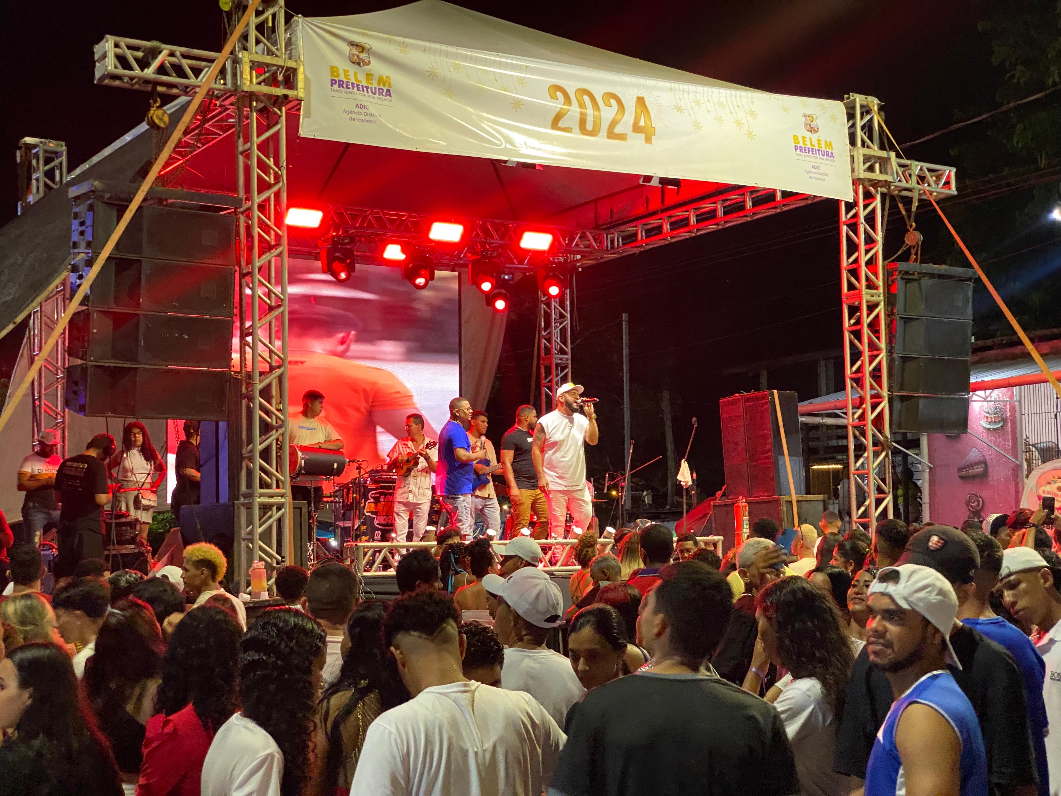 Festa da Prefeitura na orla de Icoaraci atrai milhares de moradores e visitantes para chegada de 2024