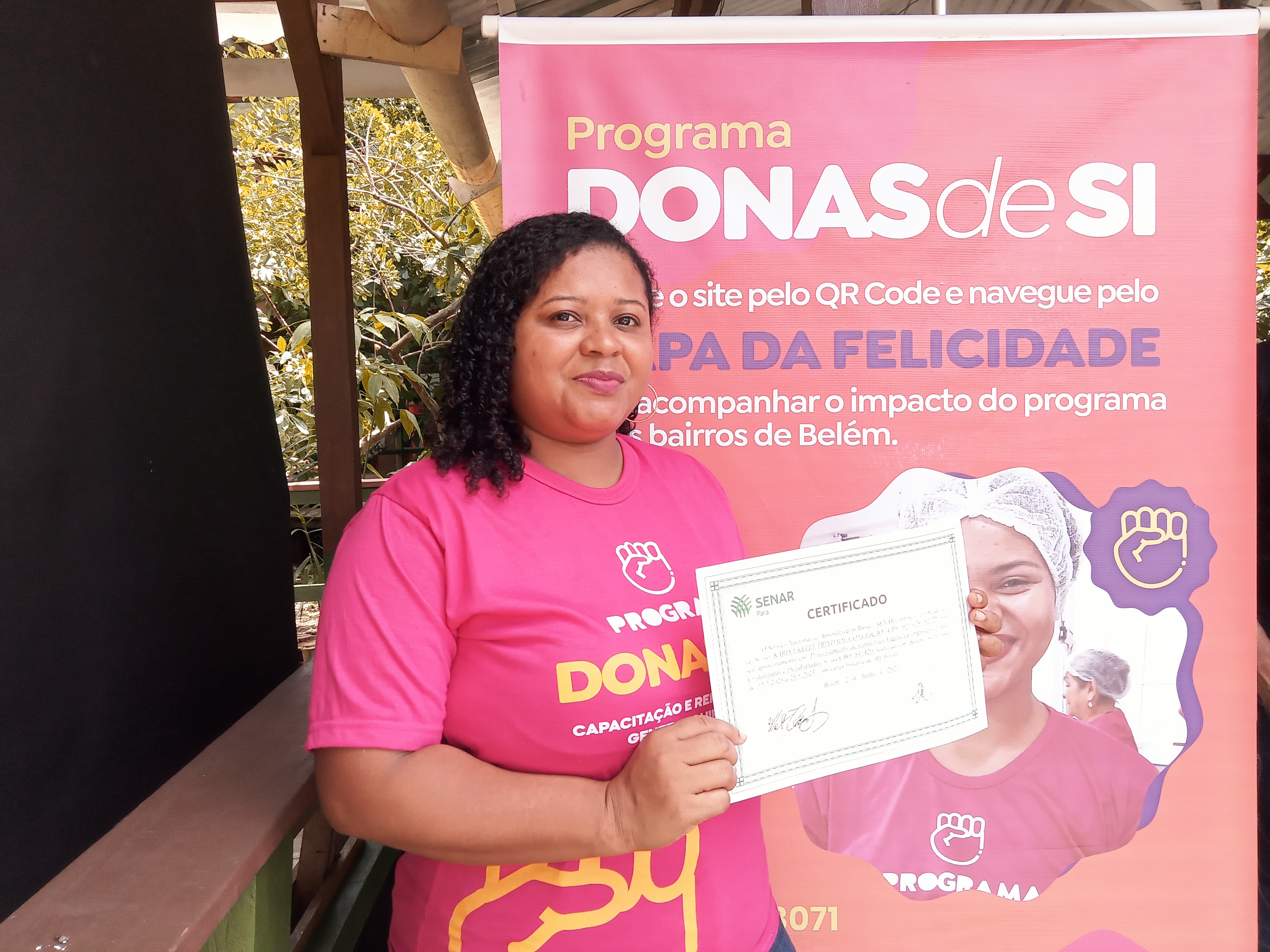 Prefeitura de Belém entrega certificados de cursos na Ilha do Combu
