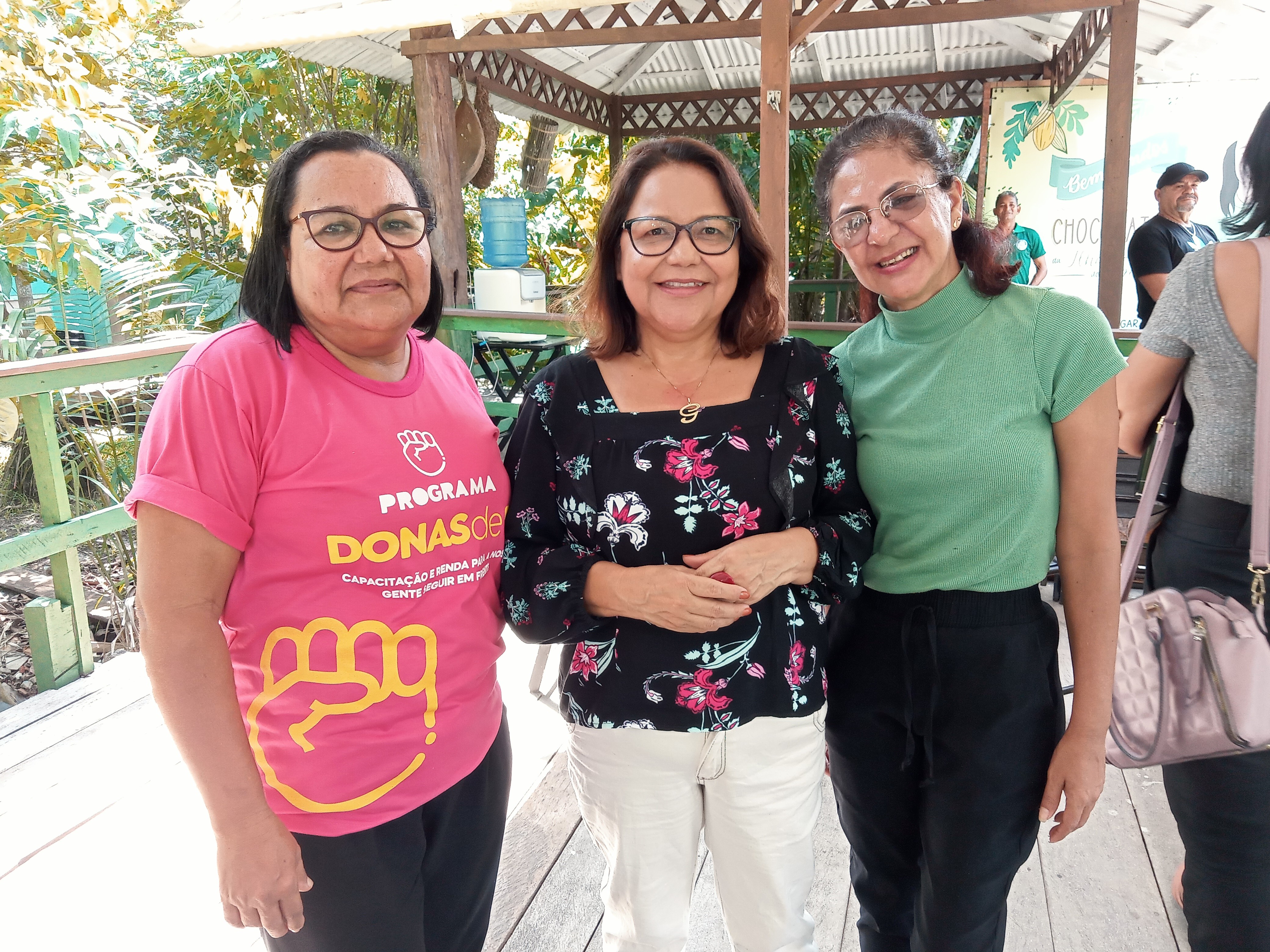Prefeitura de Belém entrega certificados de cursos na Ilha do Combu