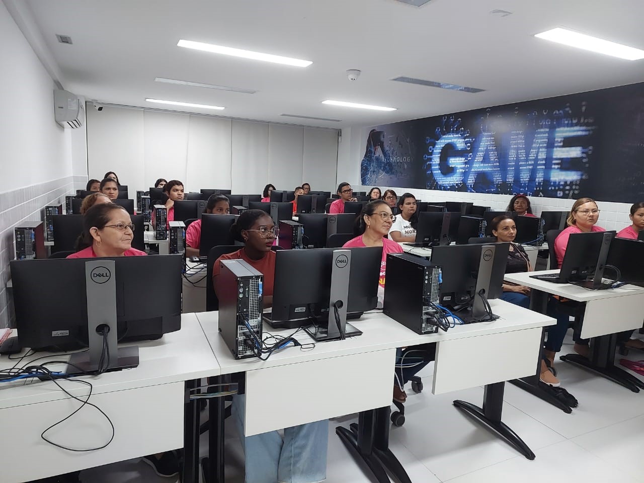Prefeitura de Belém abre inscrições para 340 vagas em cursos diversos