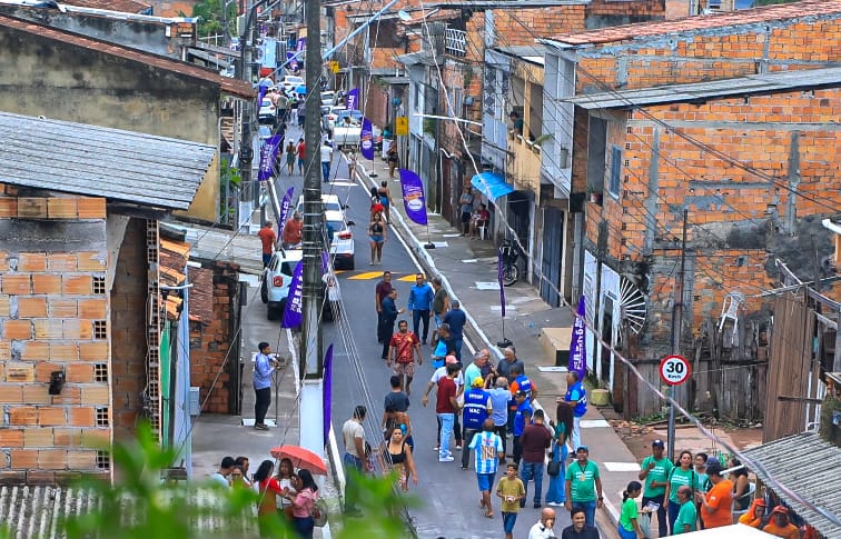 Comunidade da Terra Firme festeja a urbanização da Passagem dos Milagres