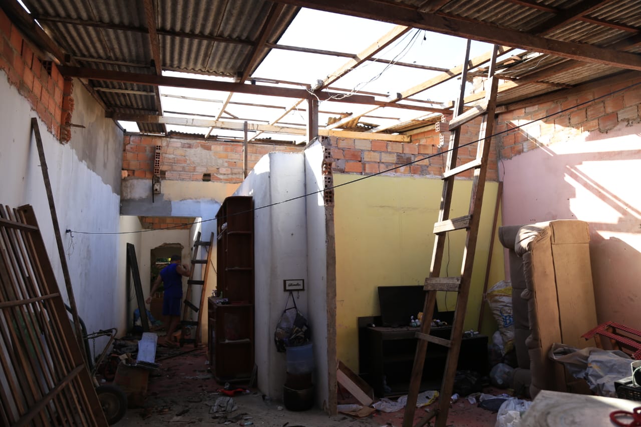 Prefeitura garante apoio às famílias vítimas do vendaval registrado em Belém nesta terça-feira, 16