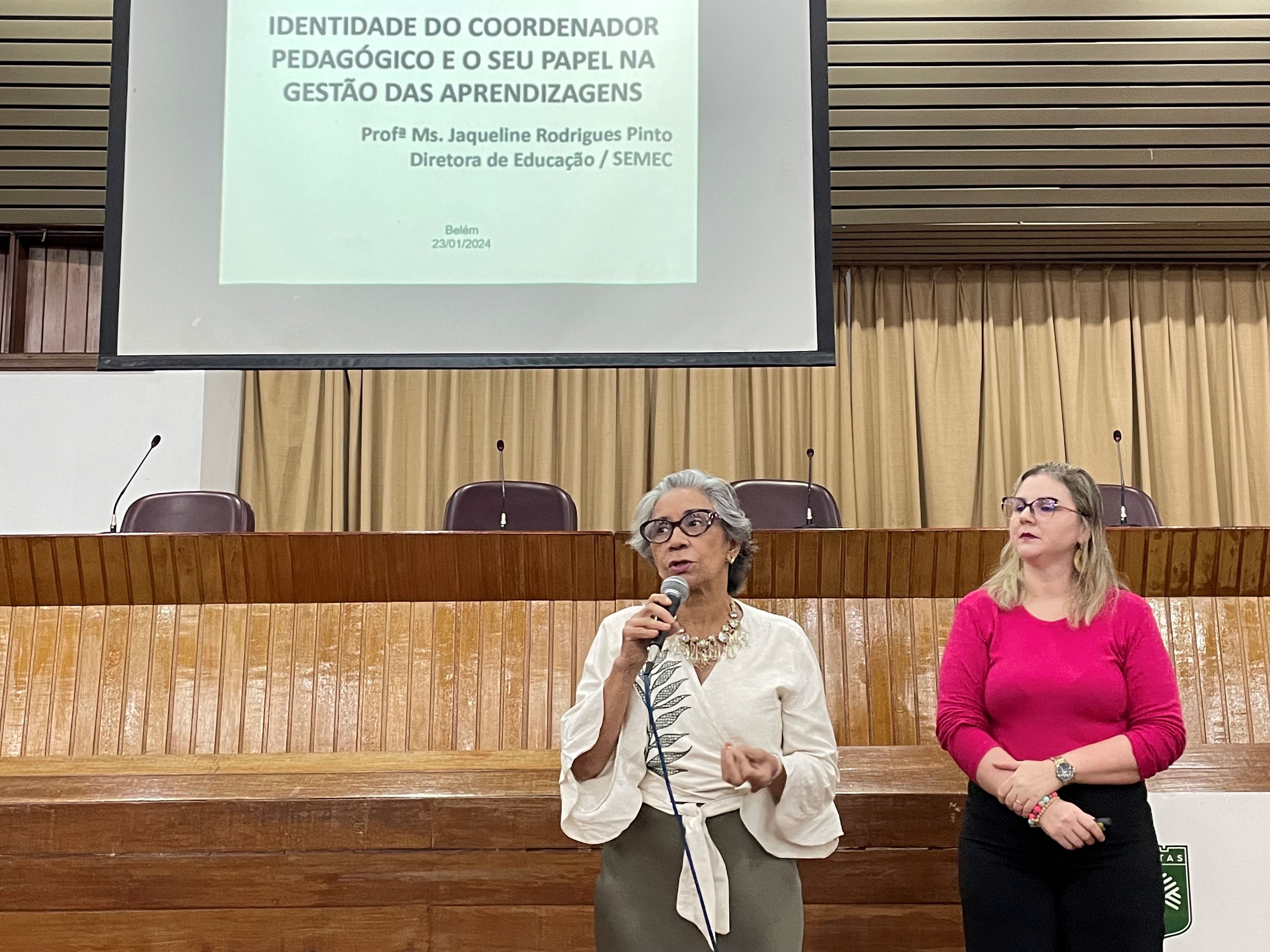 Coordenadores pedagógicos municipais debatem gestão das aprendizagens e educação antirracista
