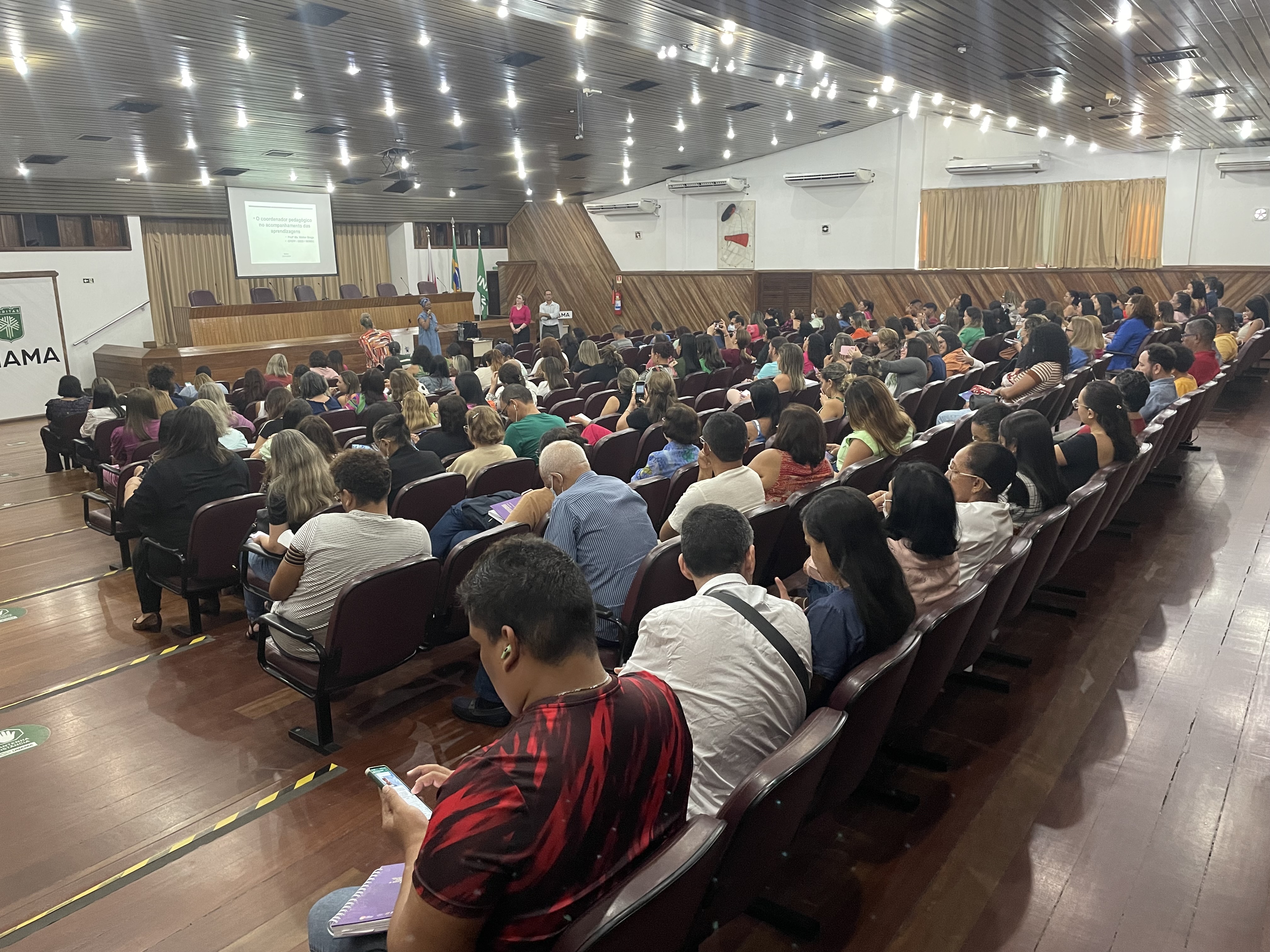 Coordenadores pedagógicos municipais debatem gestão das aprendizagens e educação antirracista