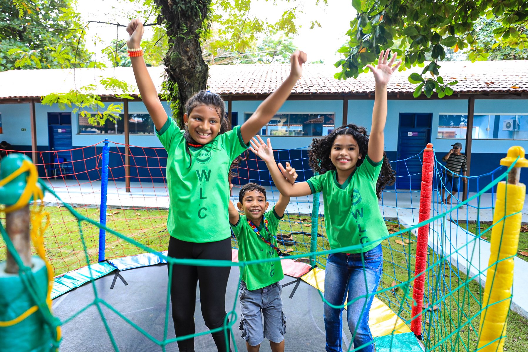 Reinauguração da Escola Municipal Walter Leite Caminha beneficia comunidade do bairro do Mangueirão