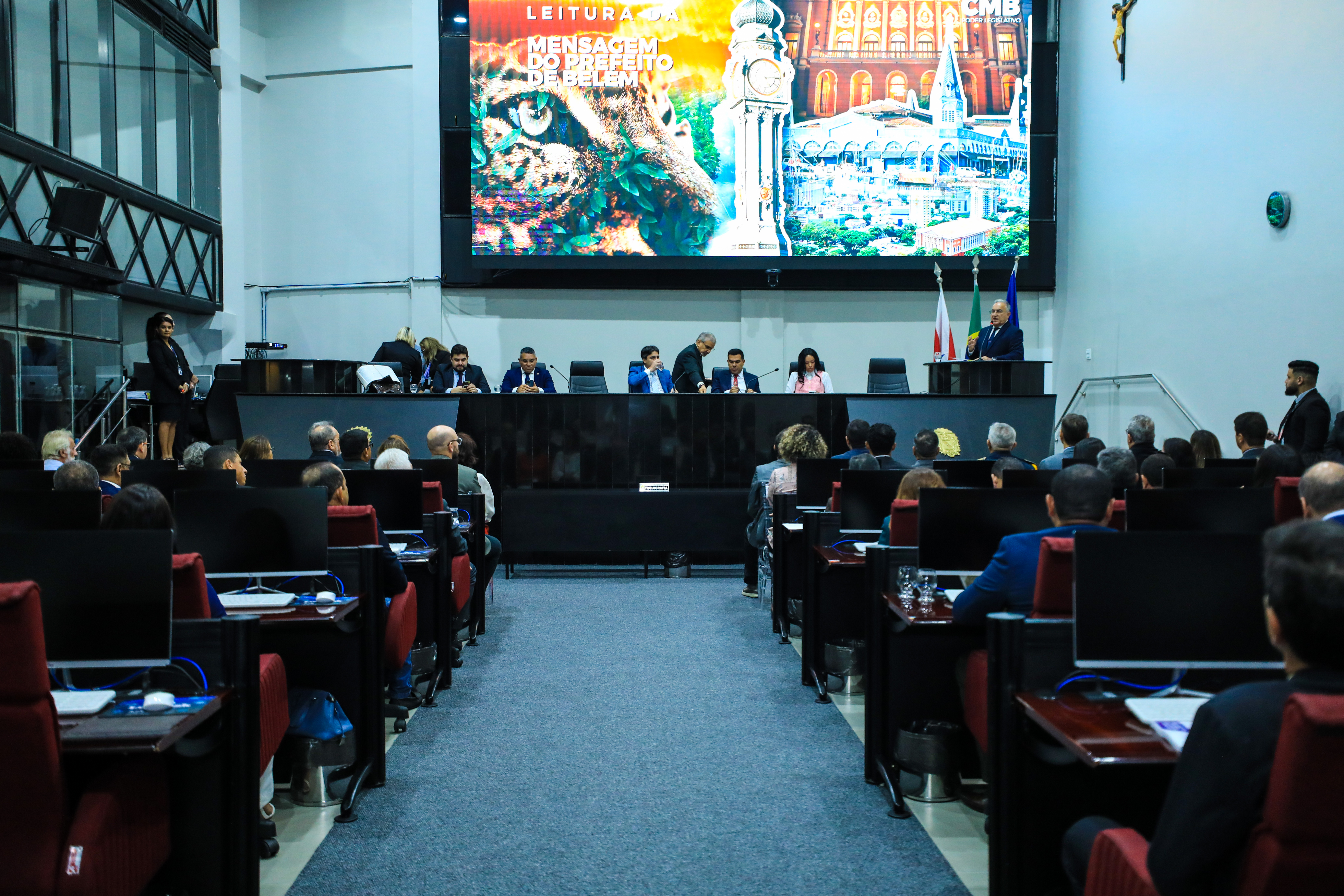 Balanço da gestão municipal é apresentado aos vereadores no início do Ano Legislativo na Câmara Municipal